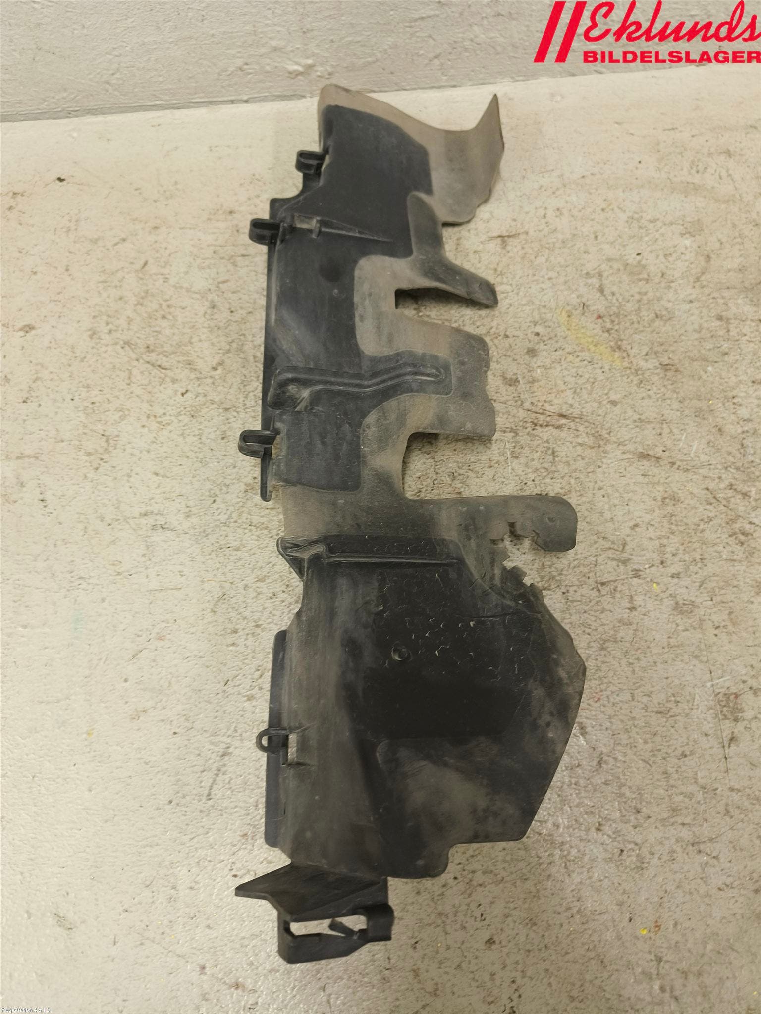 Volkswagen VW PASSAT 05-11 Deflektor Plåt-Plast Kylning