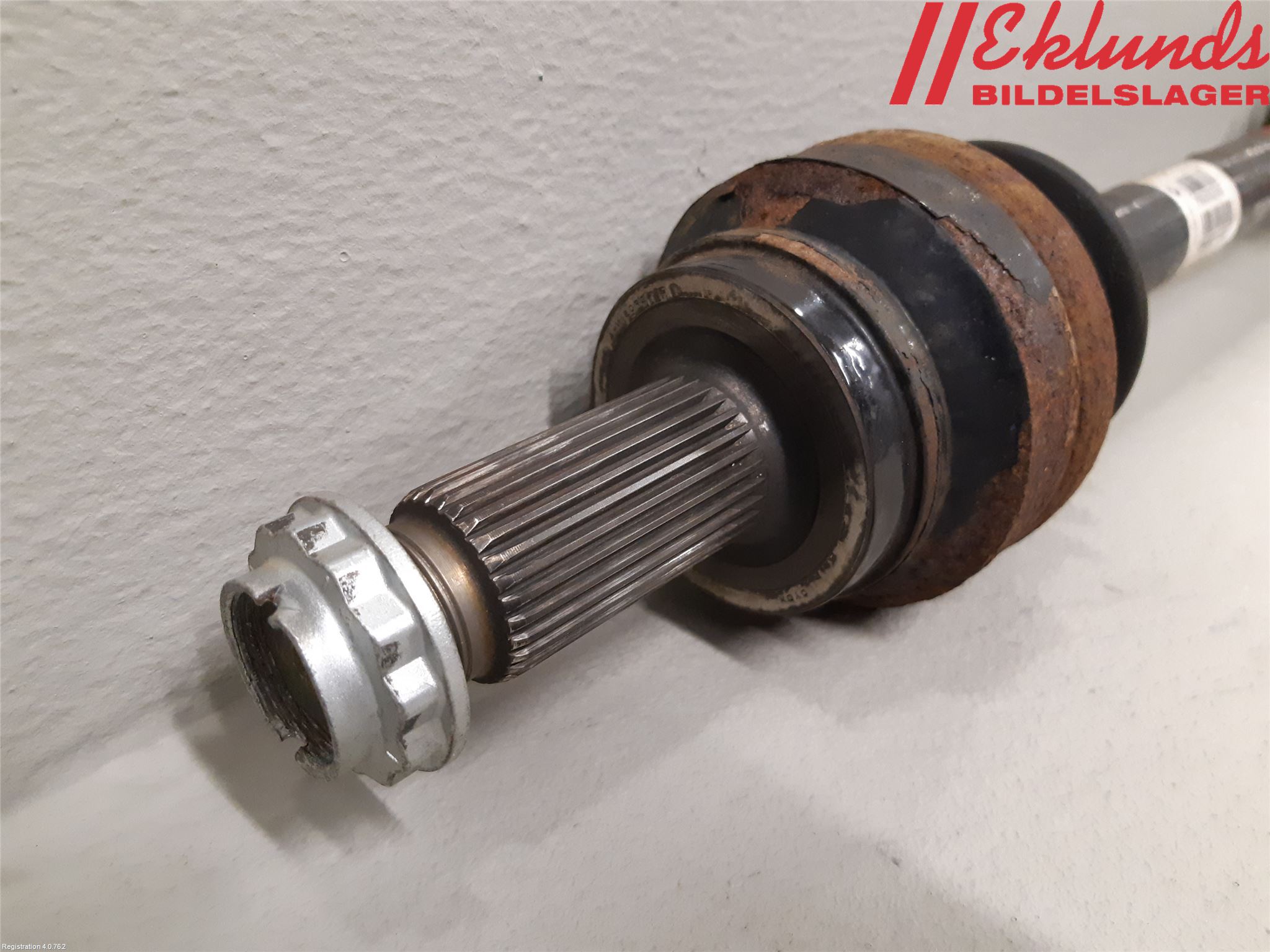 BMW X5 F15 13-18 Drivaxel Bak Vänster