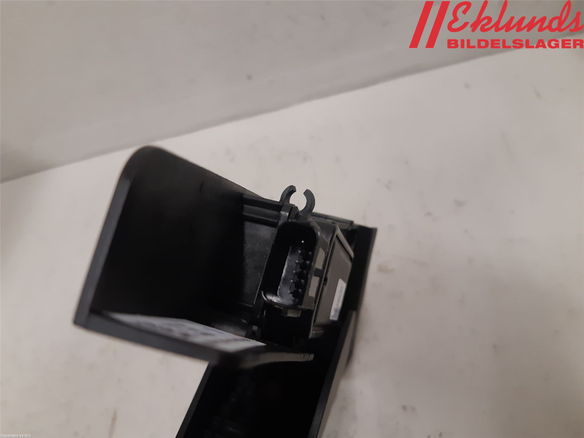 Volvo V90 17->> Gaspedal