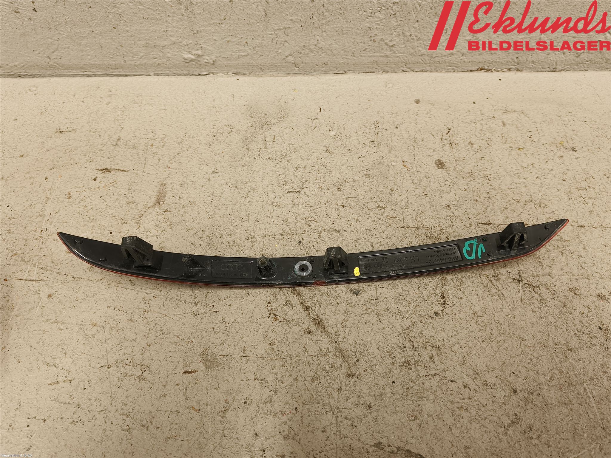 Audi A3/S3 8Y 21- Dimljus/Reflex Bak