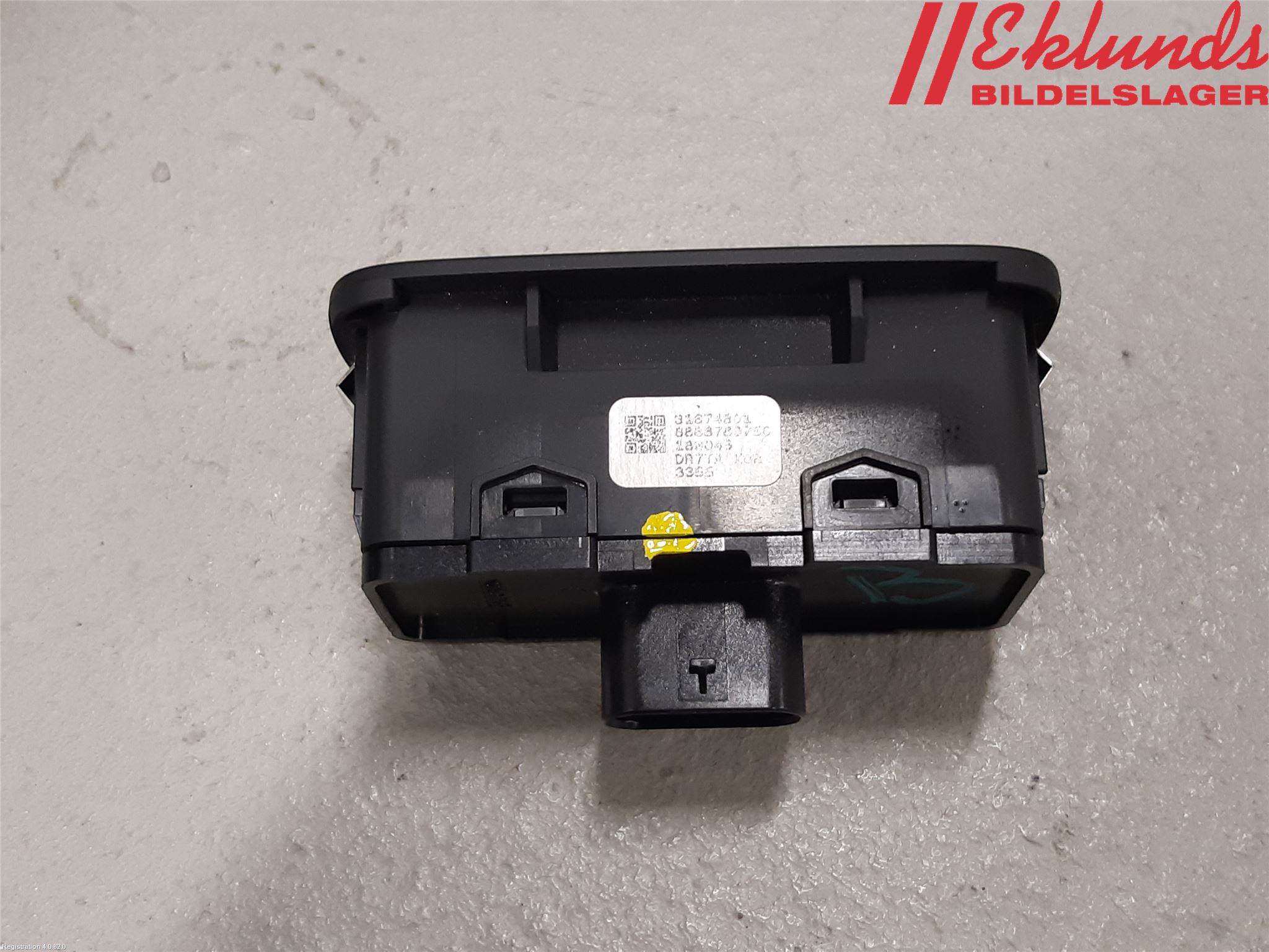 Volvo V90 17->> Strömställare Baklucka