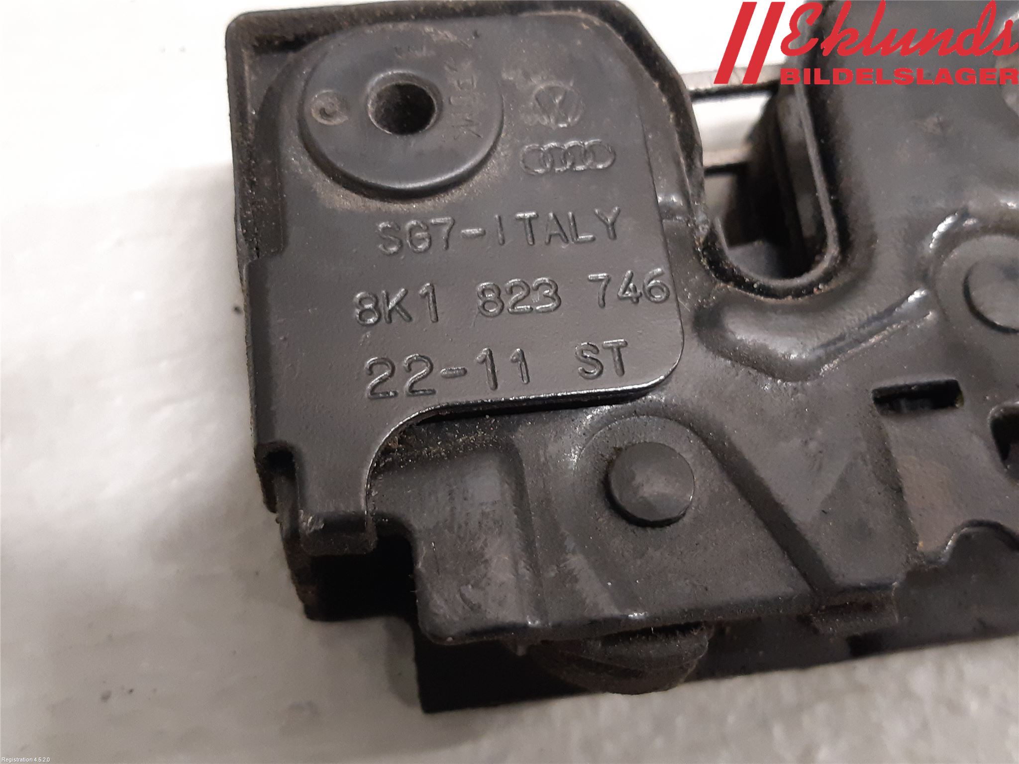 Audi A4/S4 08-11 Huvlås