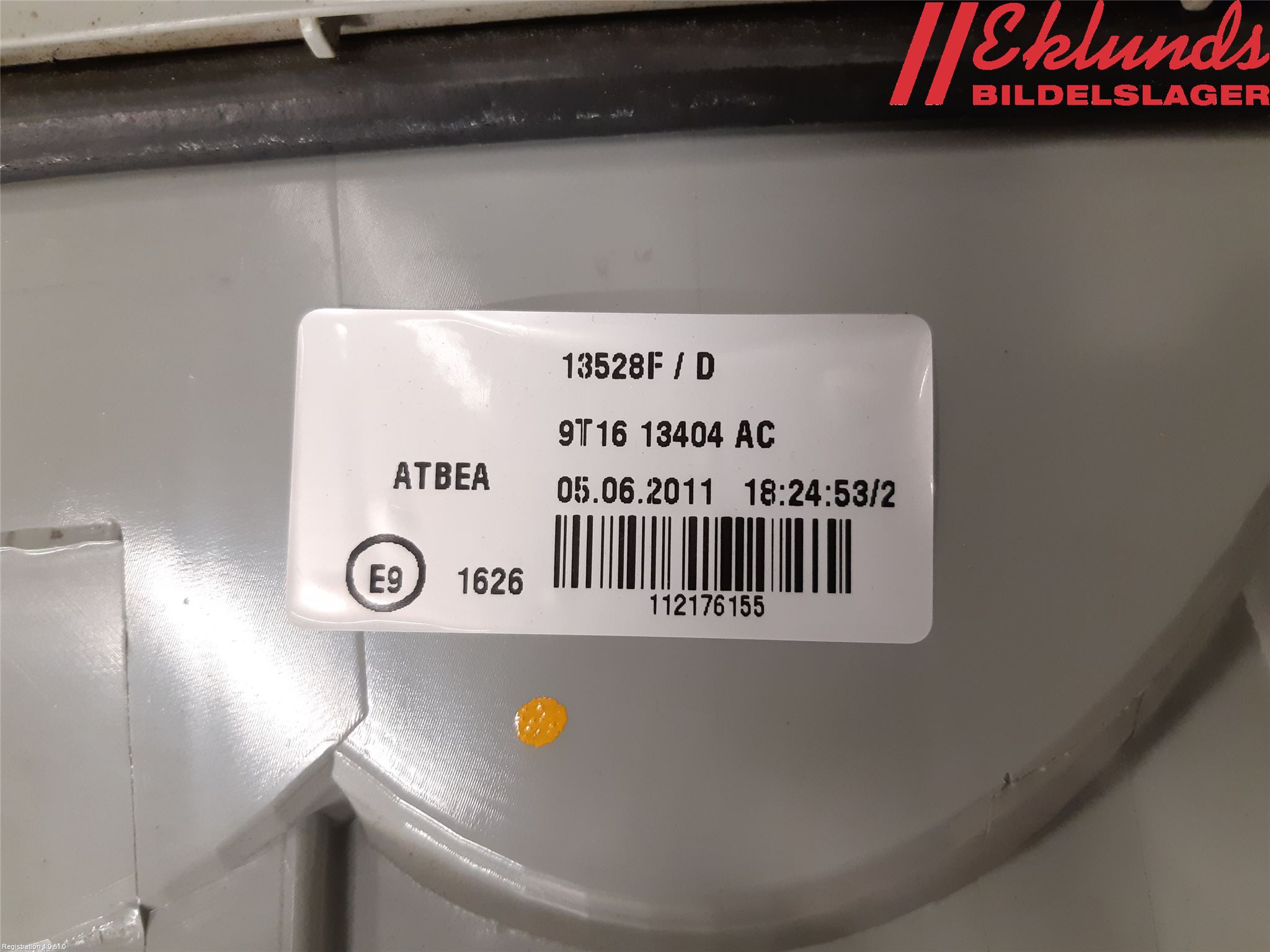 Ford TRANSIT CONNECT 09-13 Bakljus Höger