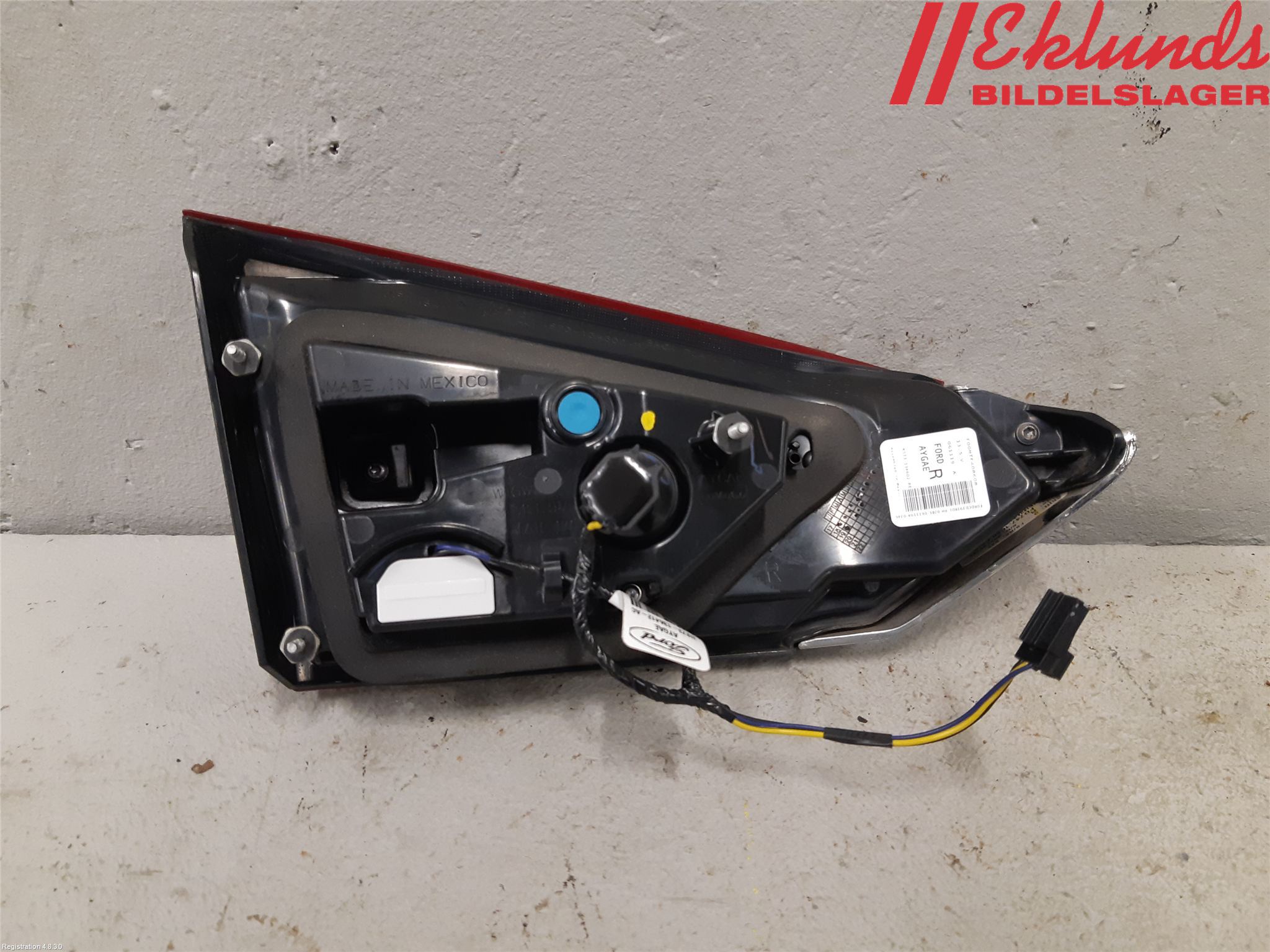 Ford FUSION Bakljus Lucka Hö