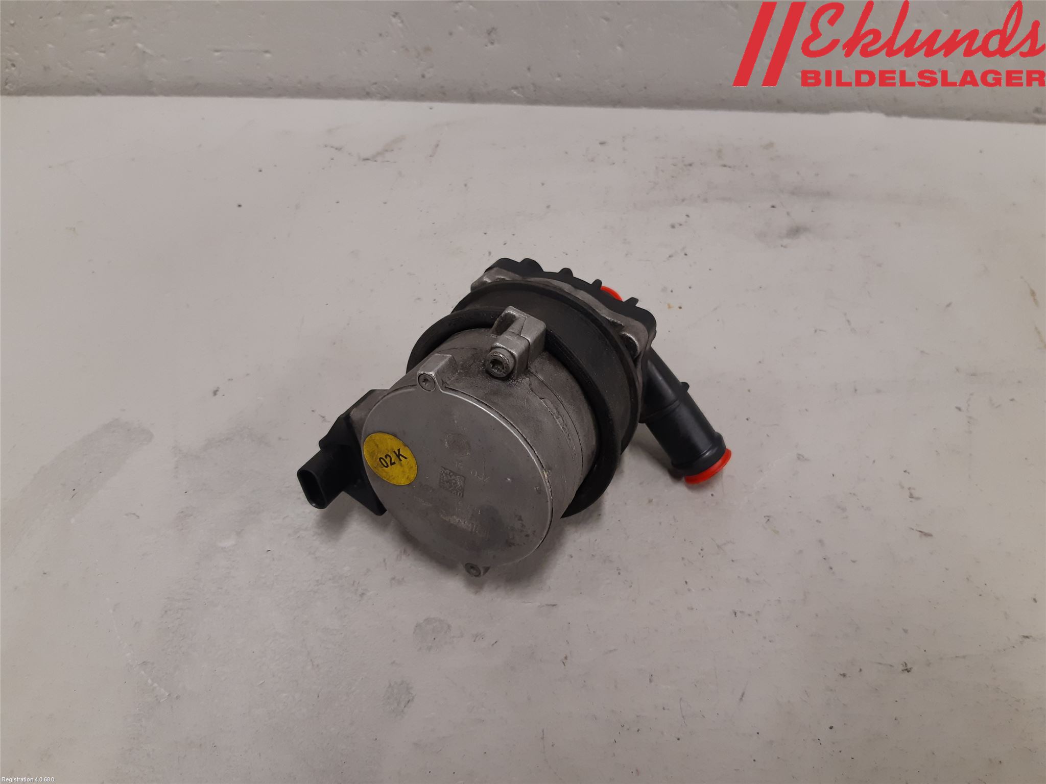 Volkswagen VW PASSAT 15-19 Vattenpump
