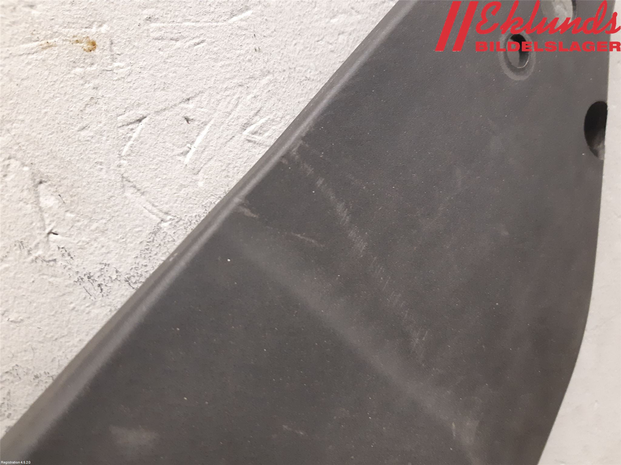 Volvo V60 19- Täckplast Front