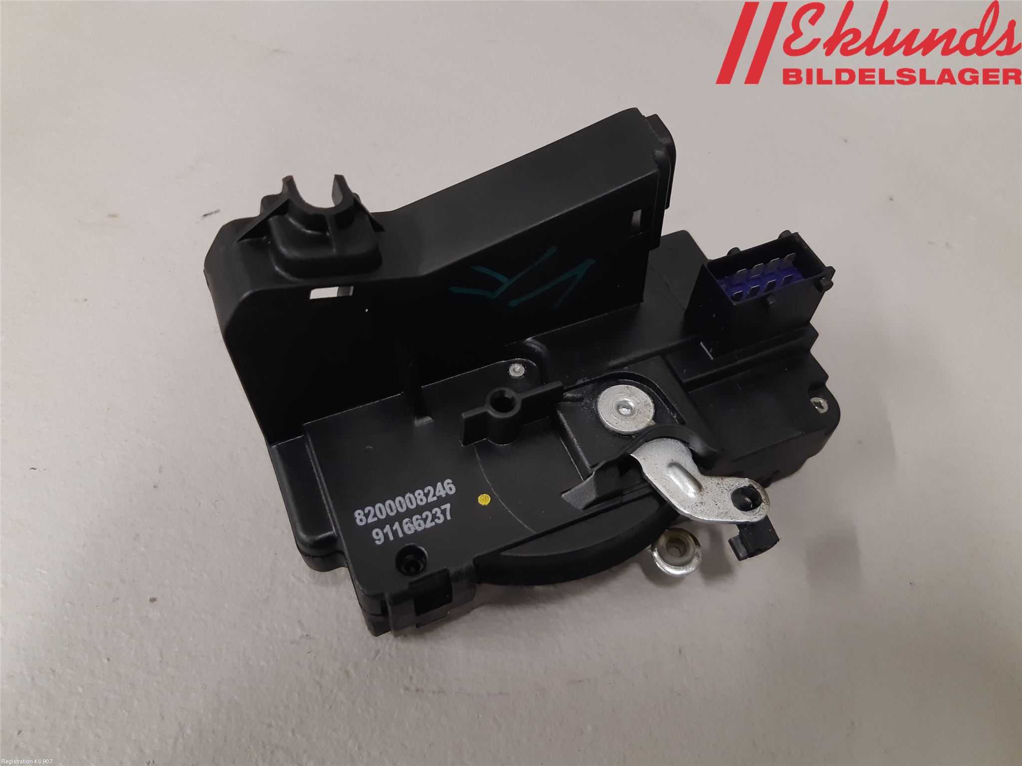 Renault TRAFIC   02-14 Låskista-Dörrlås