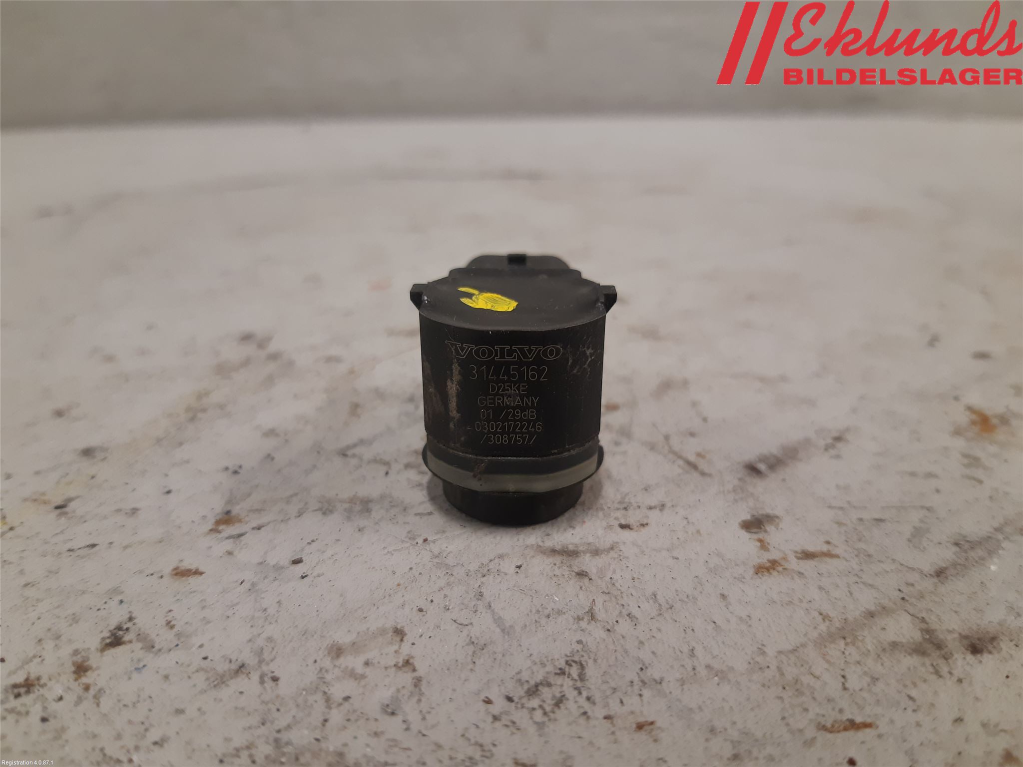 Volvo V60 CROSS COUNTRY 16-18 Parkeringshjälp Backsensor