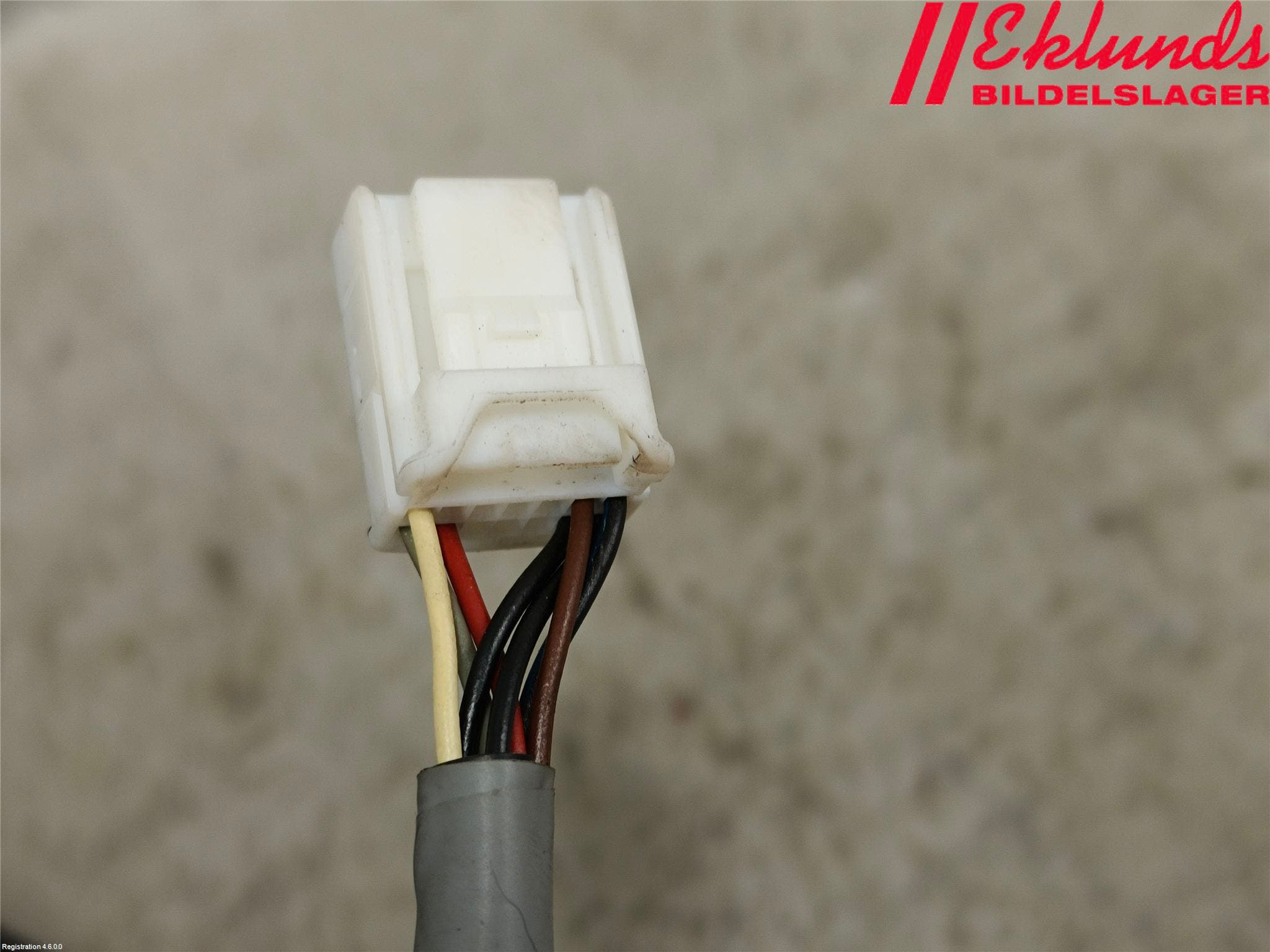 Toyota AVENSIS 09-15 Spegel Yttre El Vä