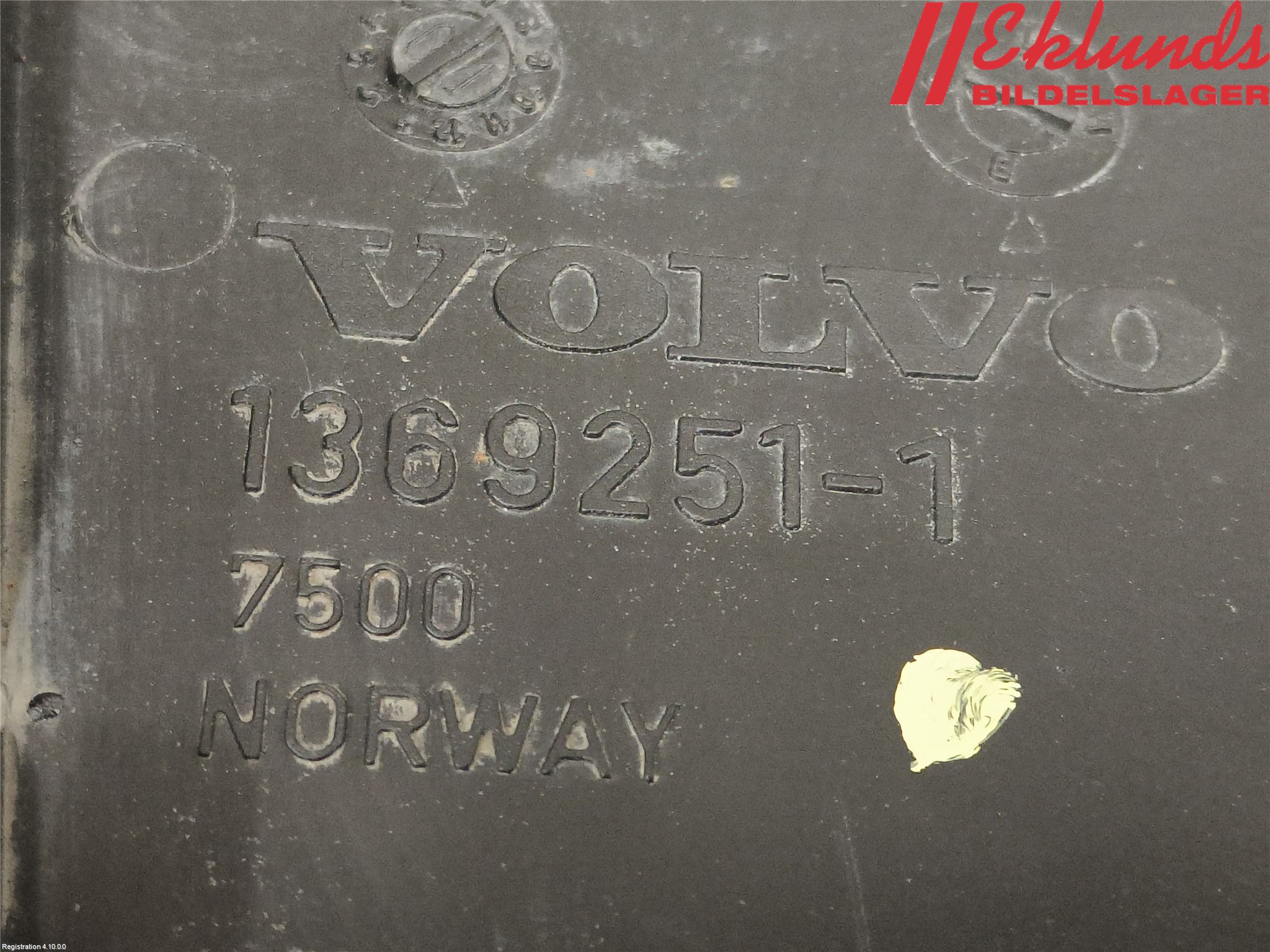 Volvo 940 91-98 Stötfångardel Fram Hö