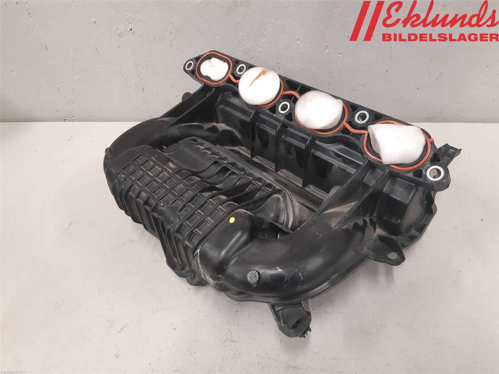 Toyota COROLLA 19- Grenrör Insug