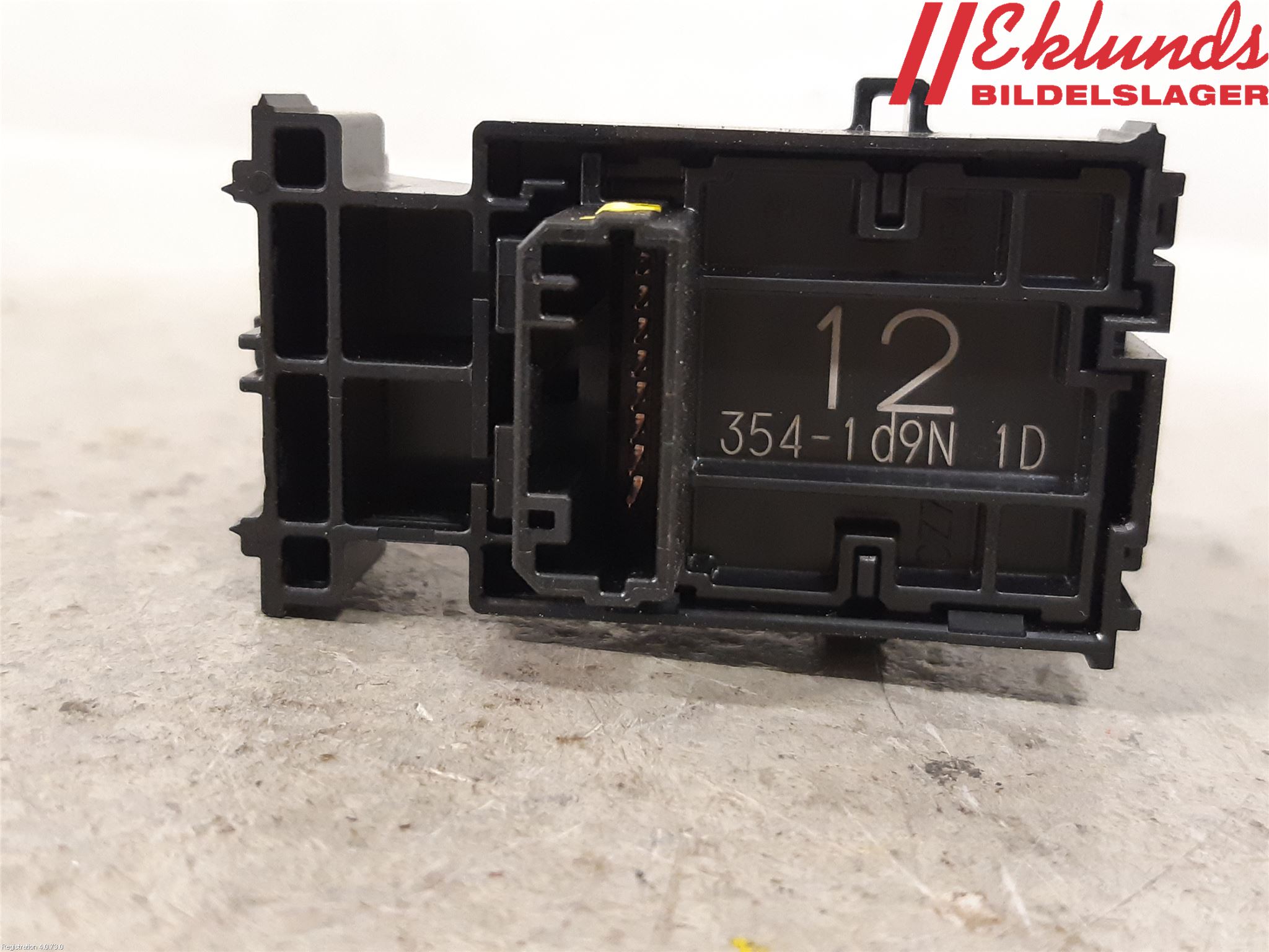 Toyota COROLLA 19- Strömställare Elhiss