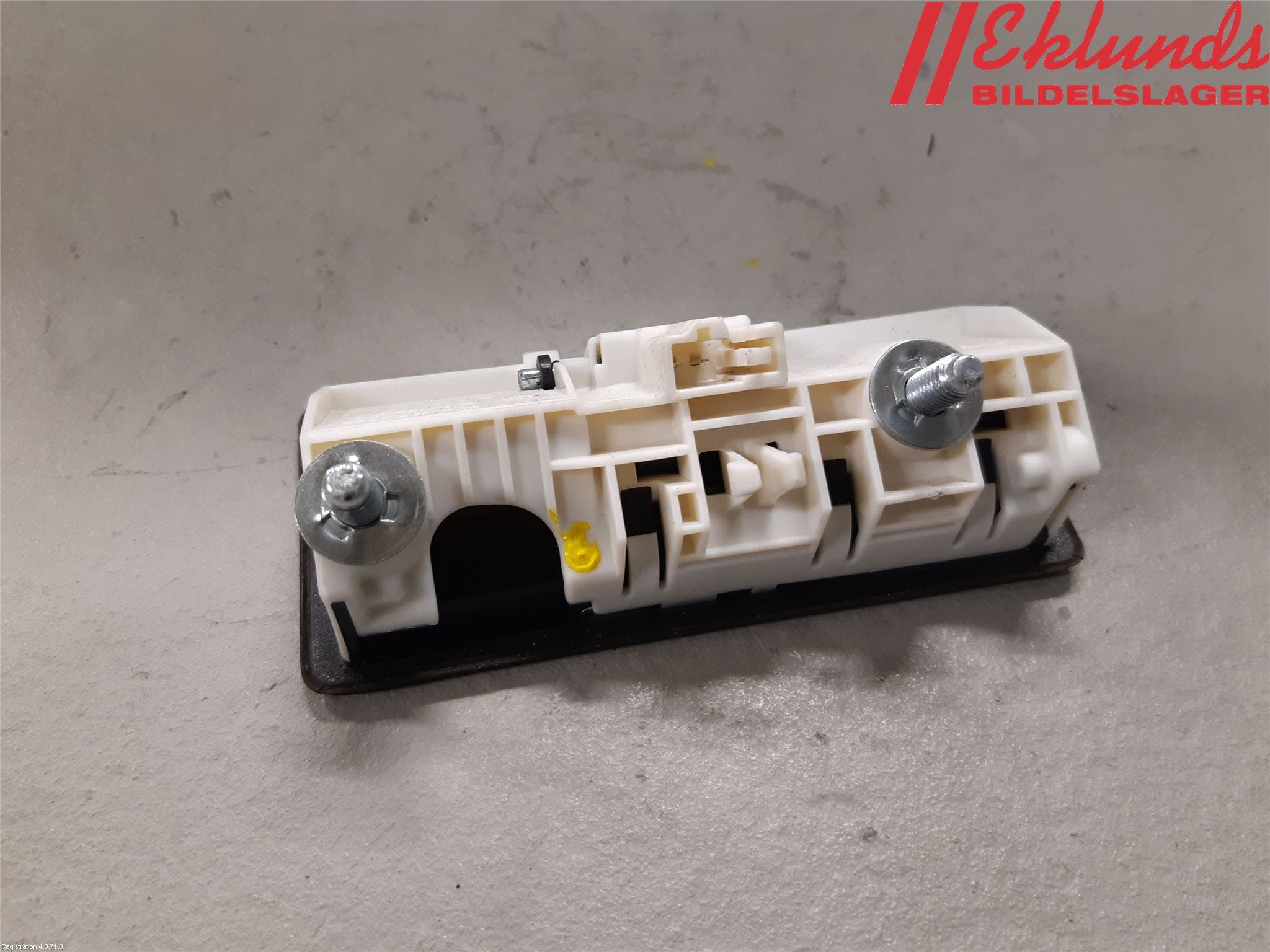 Audi A6 ALLROAD 12-18 Bakluckehandtag