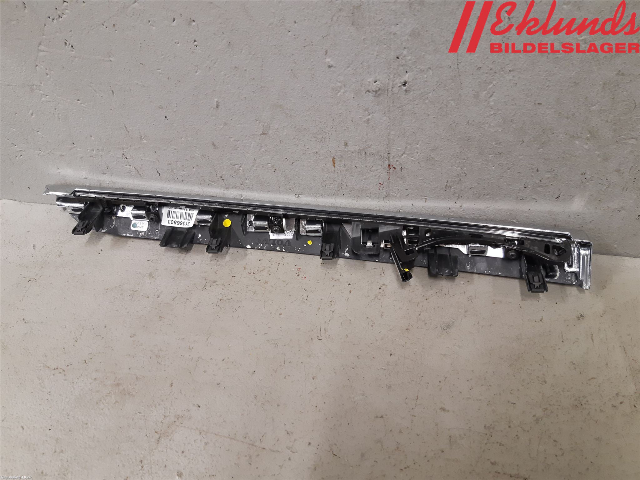 Volvo XC90/RECHARGE 16- Instrumentbräda Inlägg-Dekorlist