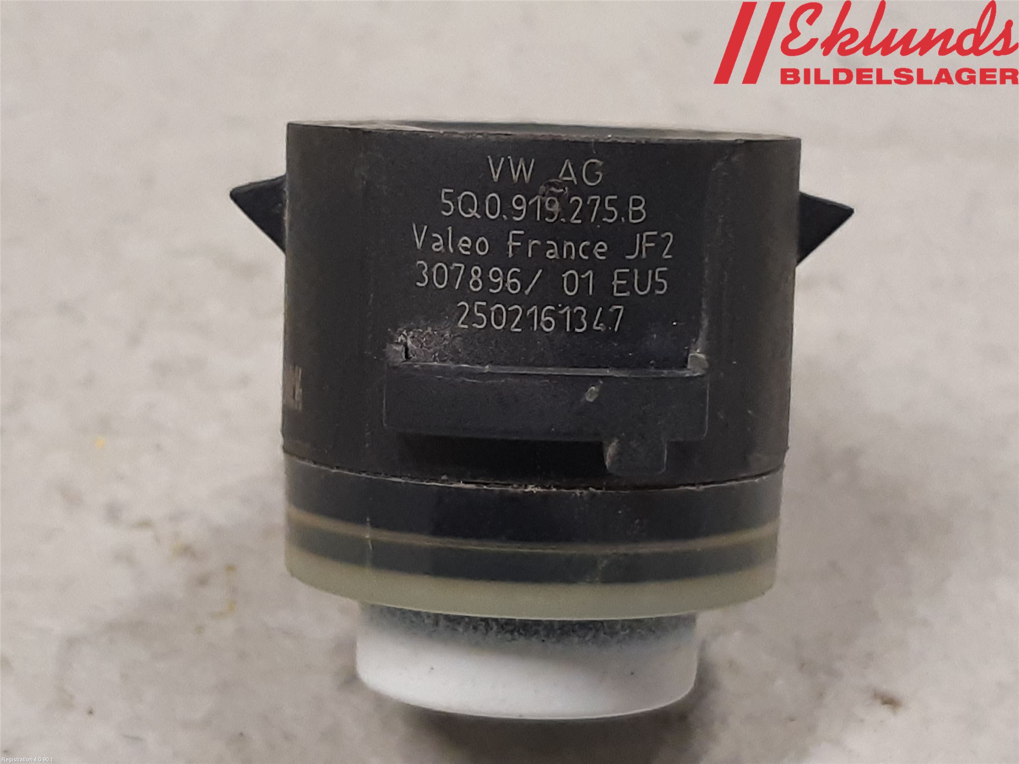 Volkswagen VW PASSAT 15-19 Parkeringshjälp Frontsensor