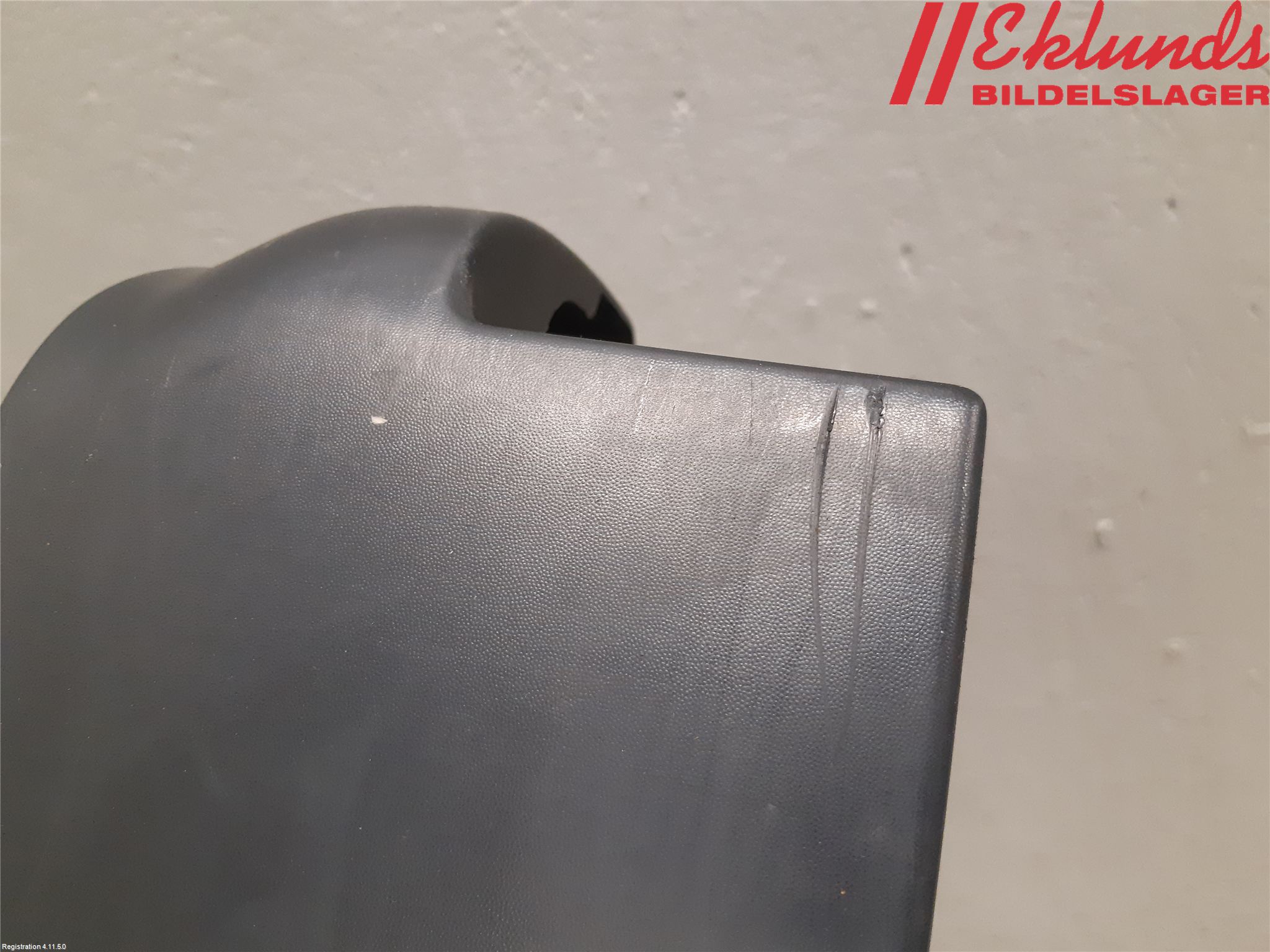 Renault TRAFIC/E-TECH 15- Bakljussarg