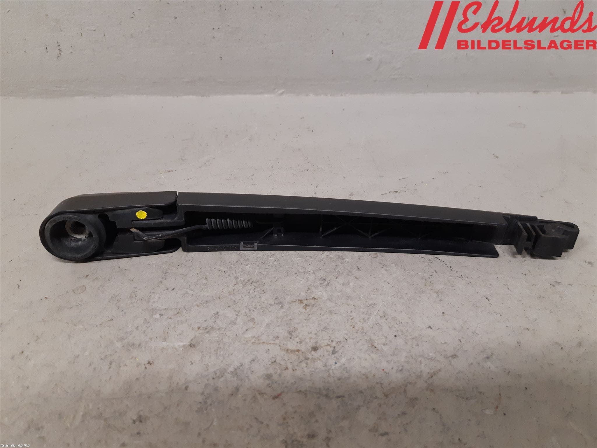 Kia RIO 12-16 Torkararm-Bakruta