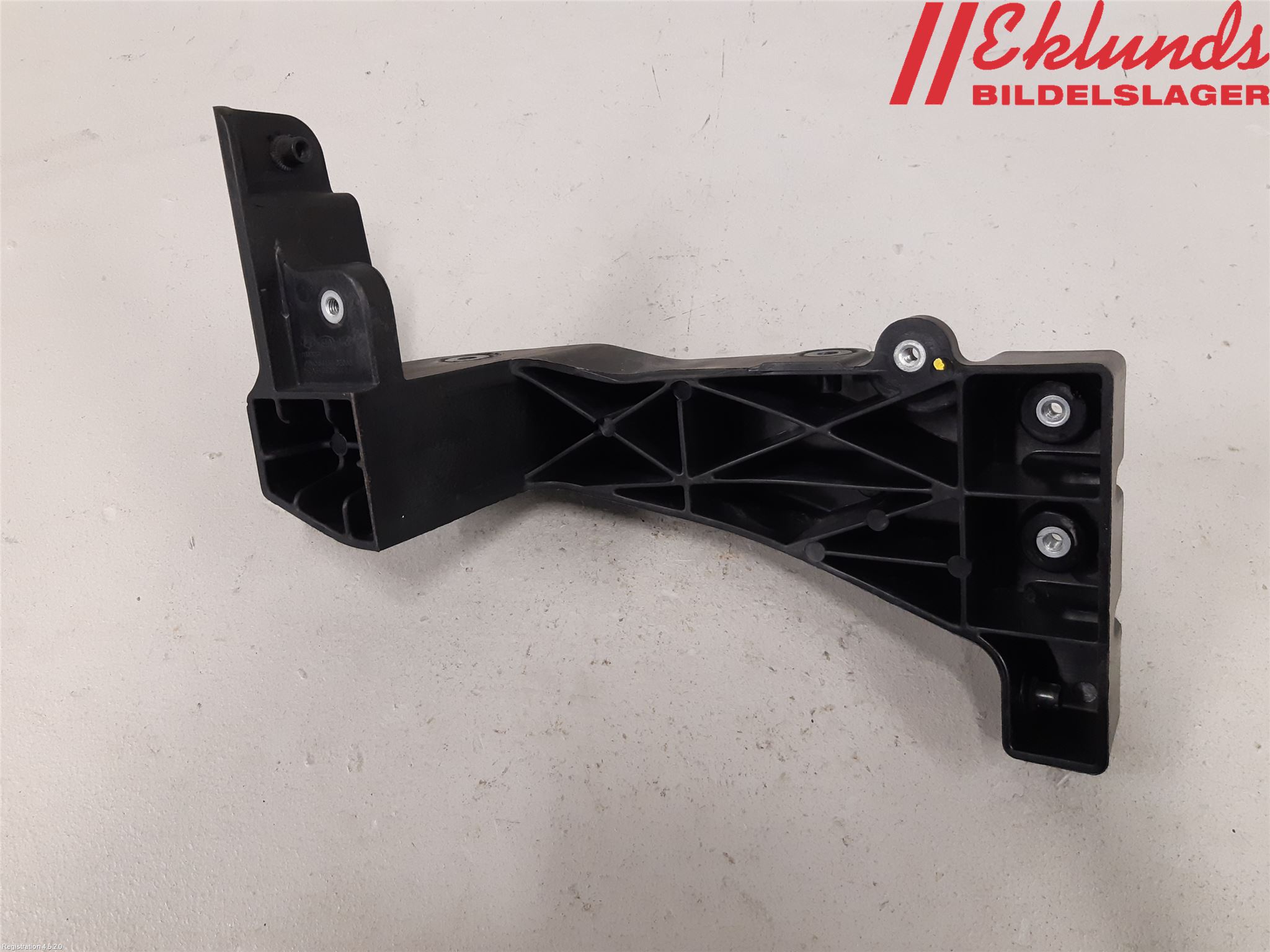 Hyundai i40 08-15 Frontplåt