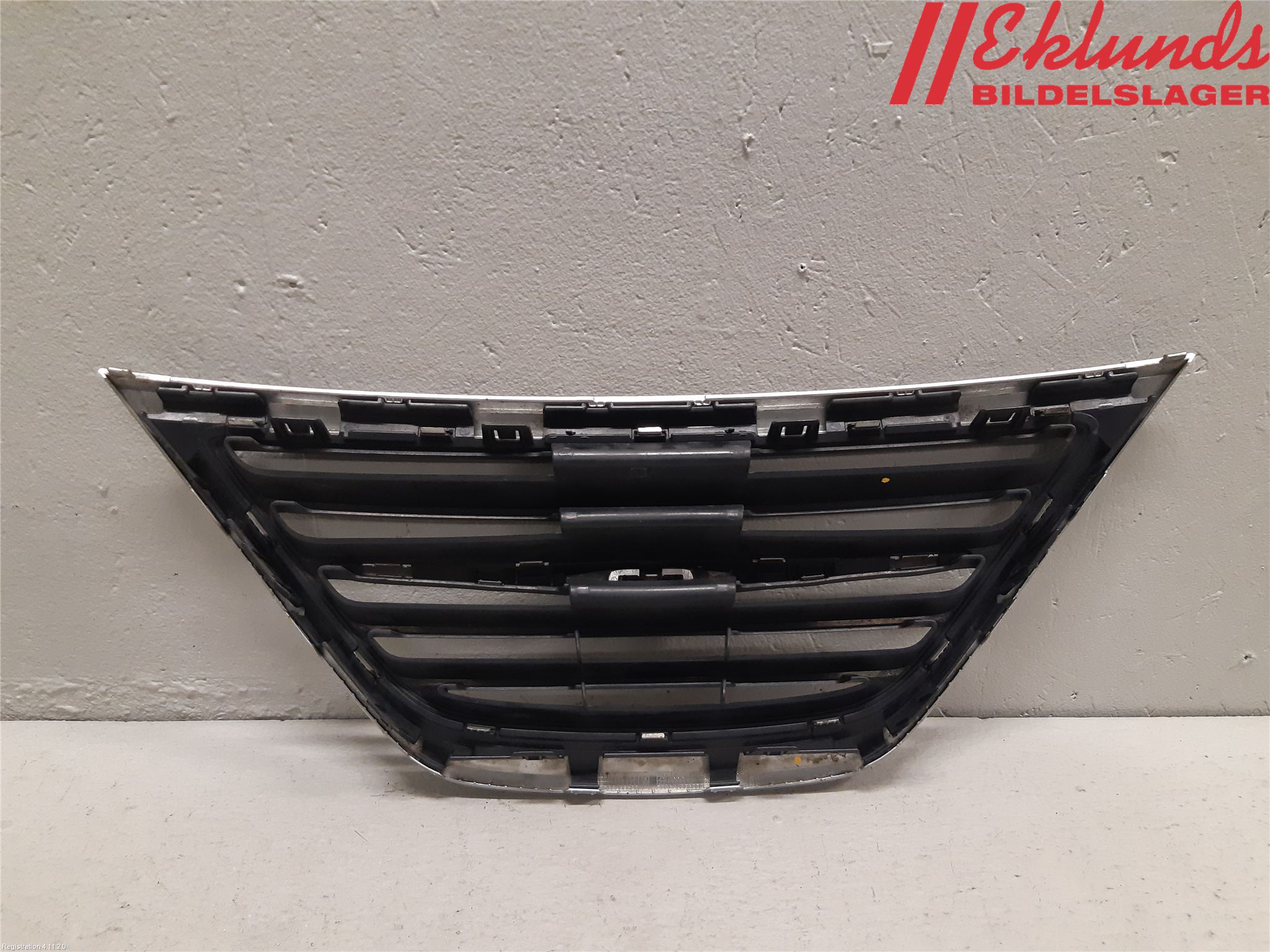 Saab 9-3 VER2/VER3 08-15 Grilldel Mitt