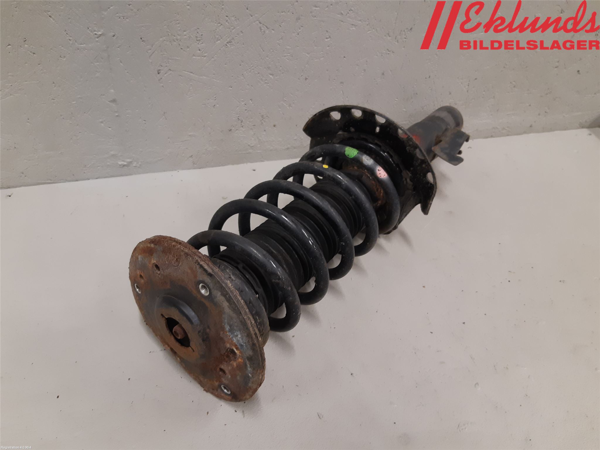 Volvo V60 11-13 Fjäderben Fram Vänster