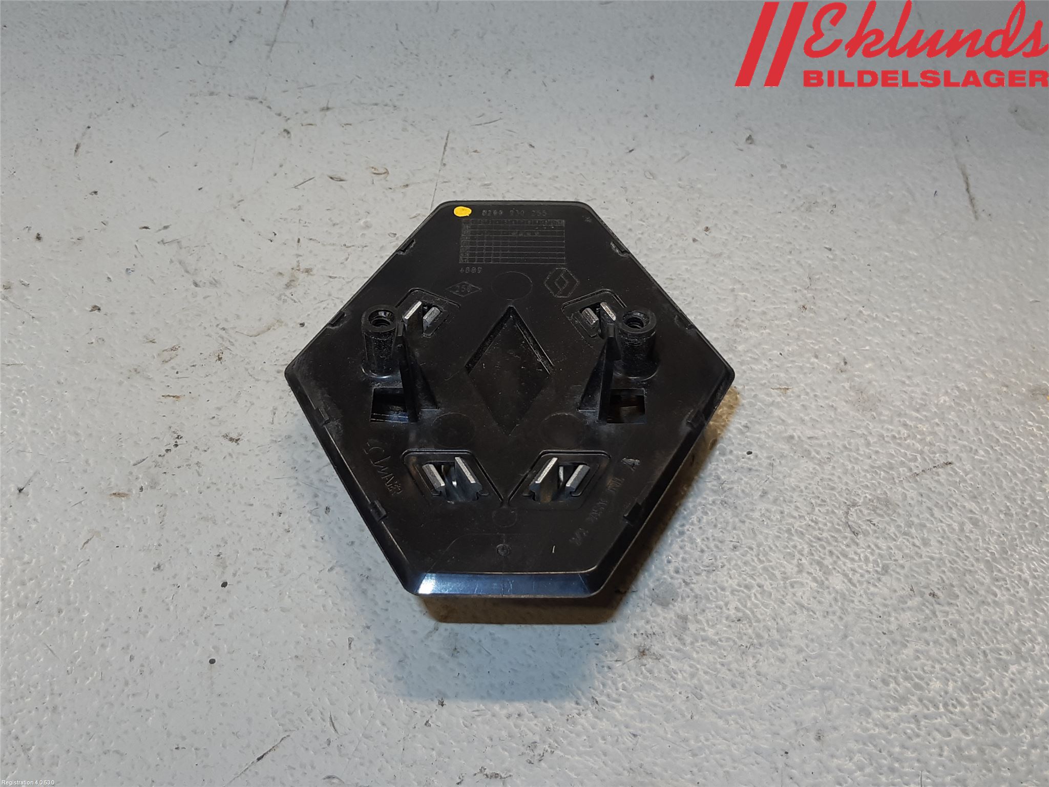 Renault CLIO III  06-09 Emblem