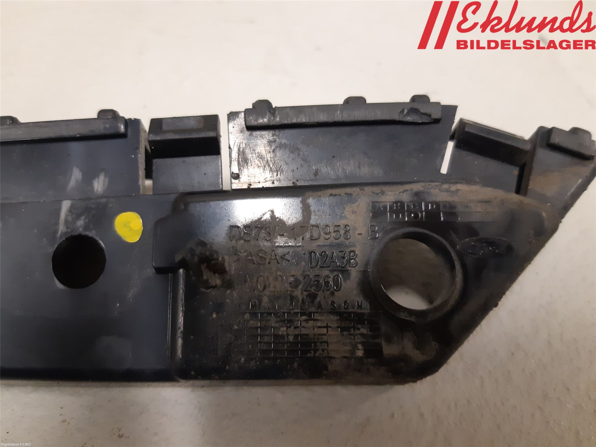 Ford MONDEO 15-22 Stötfångarfäste Fram Hö
