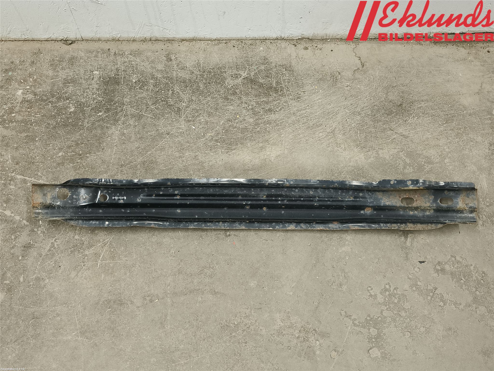 Audi A4 12-15 Stötfångarbalk Bak