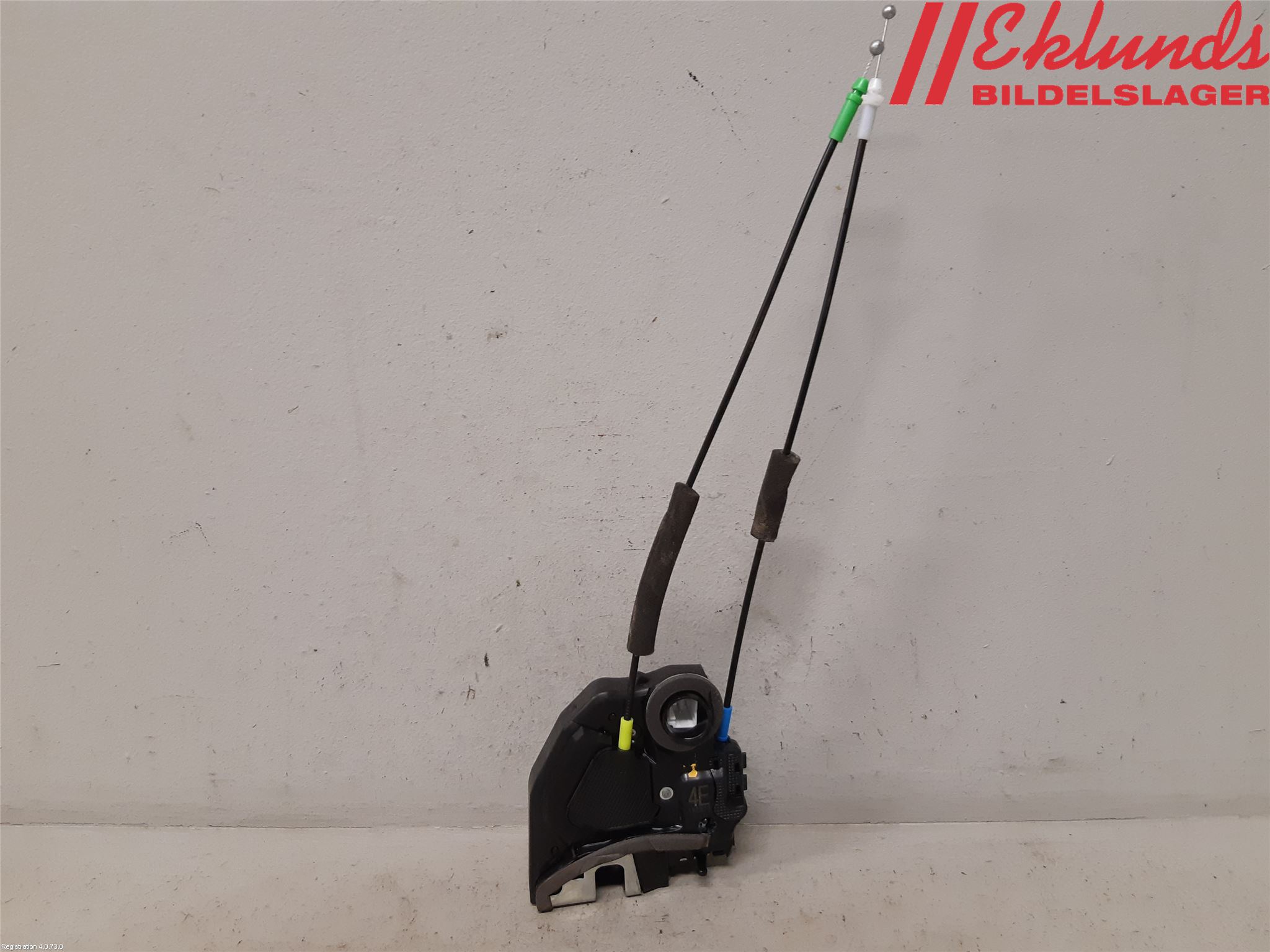 Toyota COROLLA 19- Låskista-Dörrlås