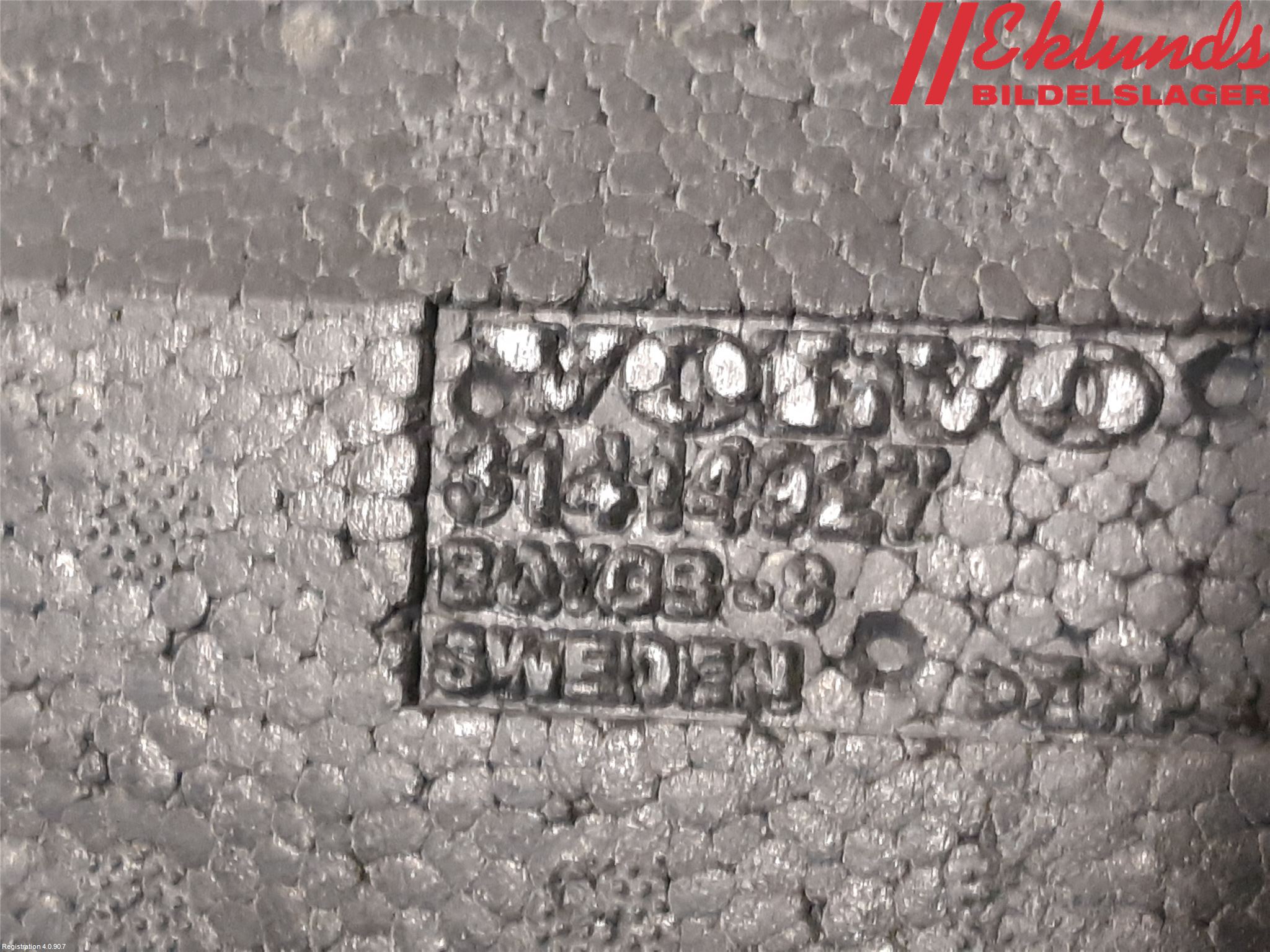 Volvo V90 17->> Stötfångare Deformelement Bak