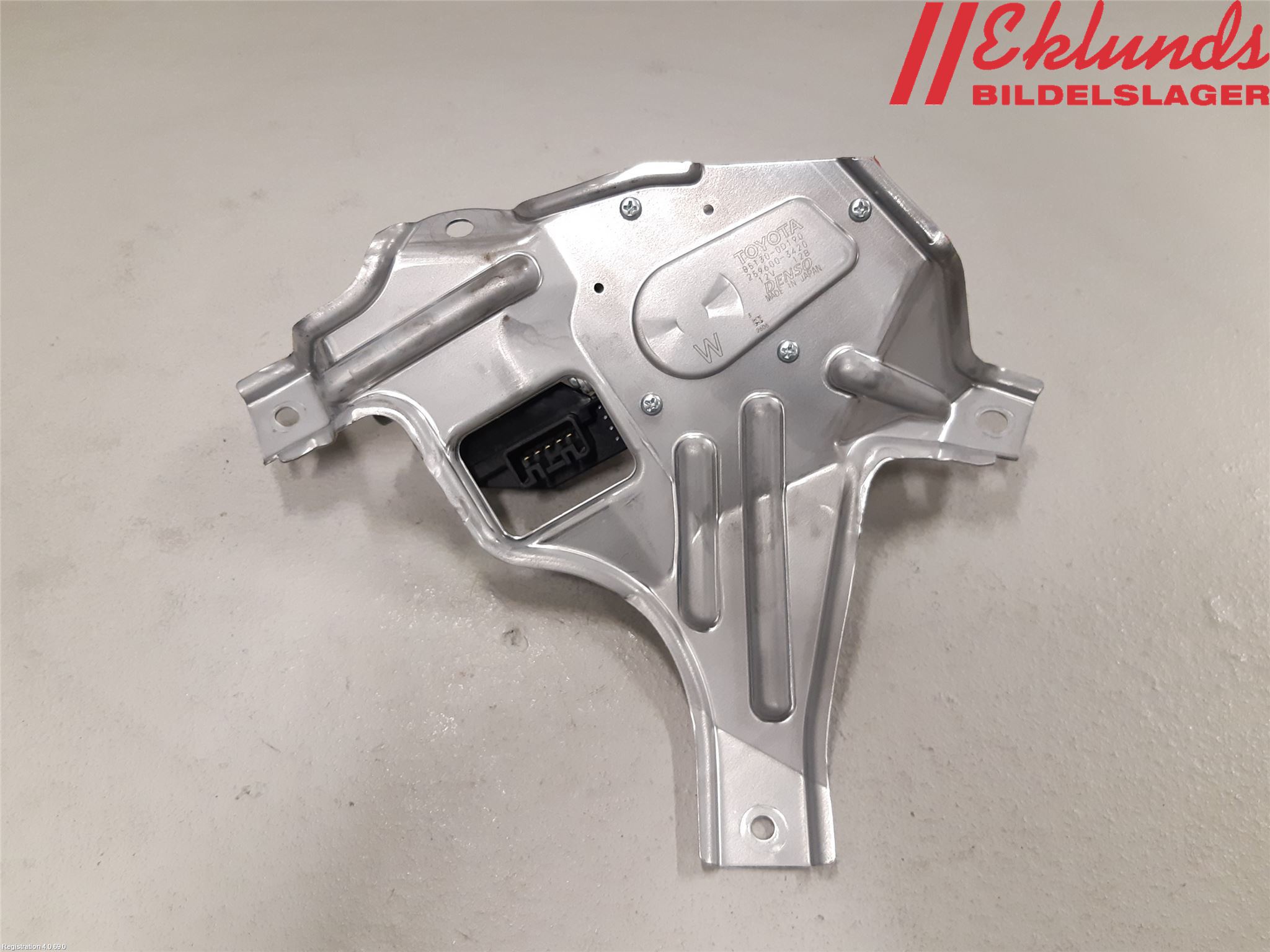 Toyota YARIS XP130 15-20 Torkarmotor Baklucka