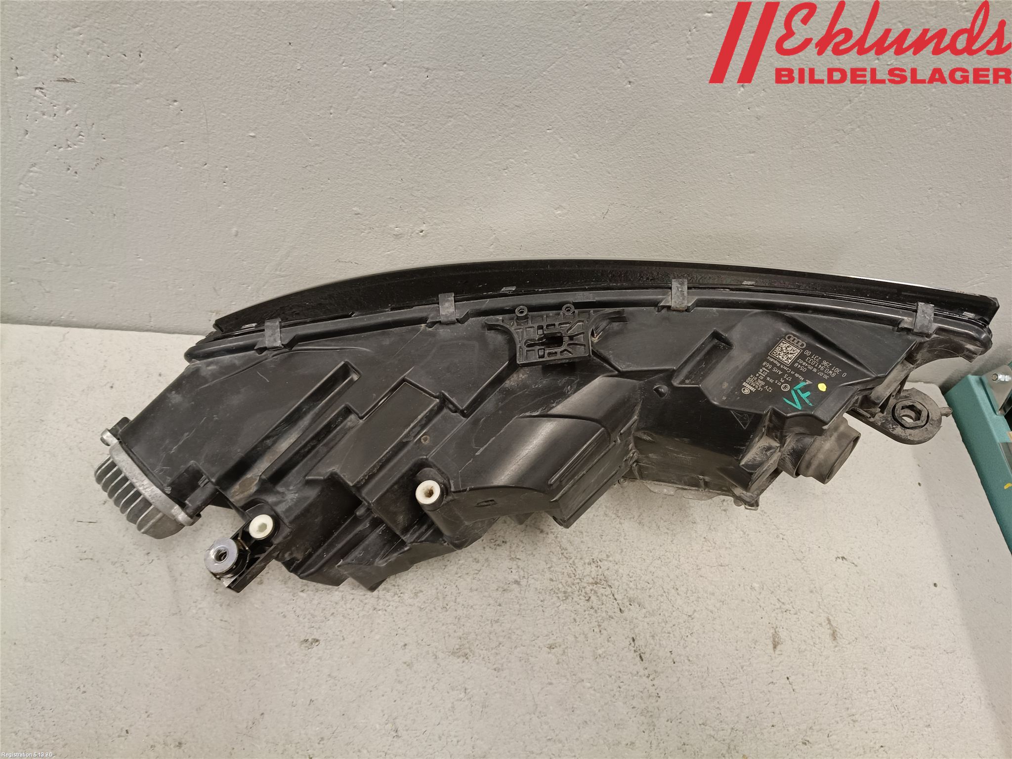Audi A4/S4 B9 16-19 Strålkastare Vänster