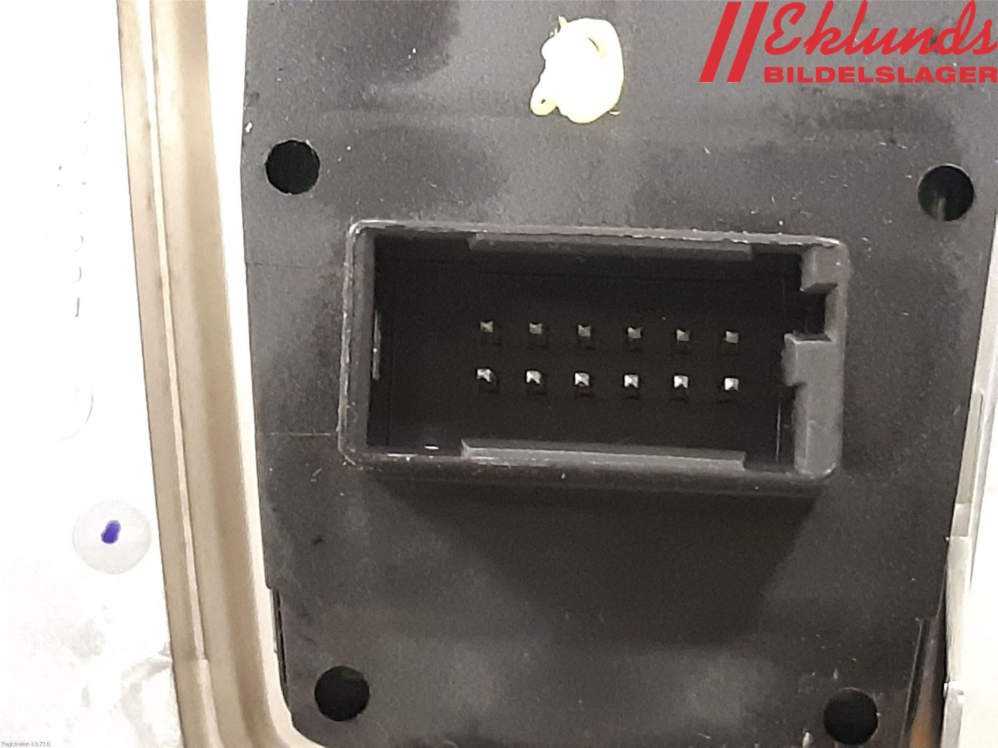 BMW 5 F10/F11/F18 09-17 Strömställare Parkeringsbroms