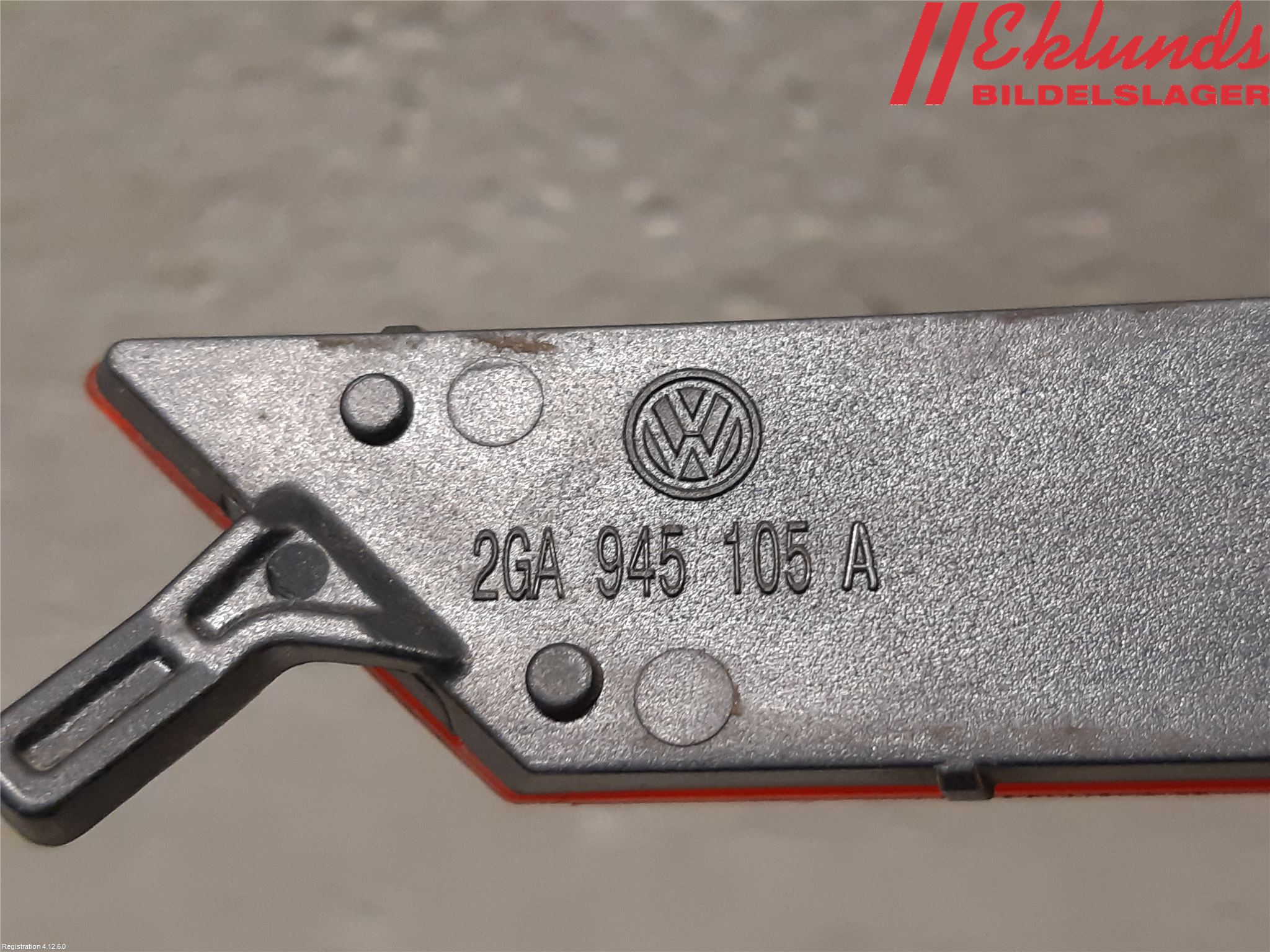 Volkswagen VW T-ROC 18- Dimljus/Reflex Bak