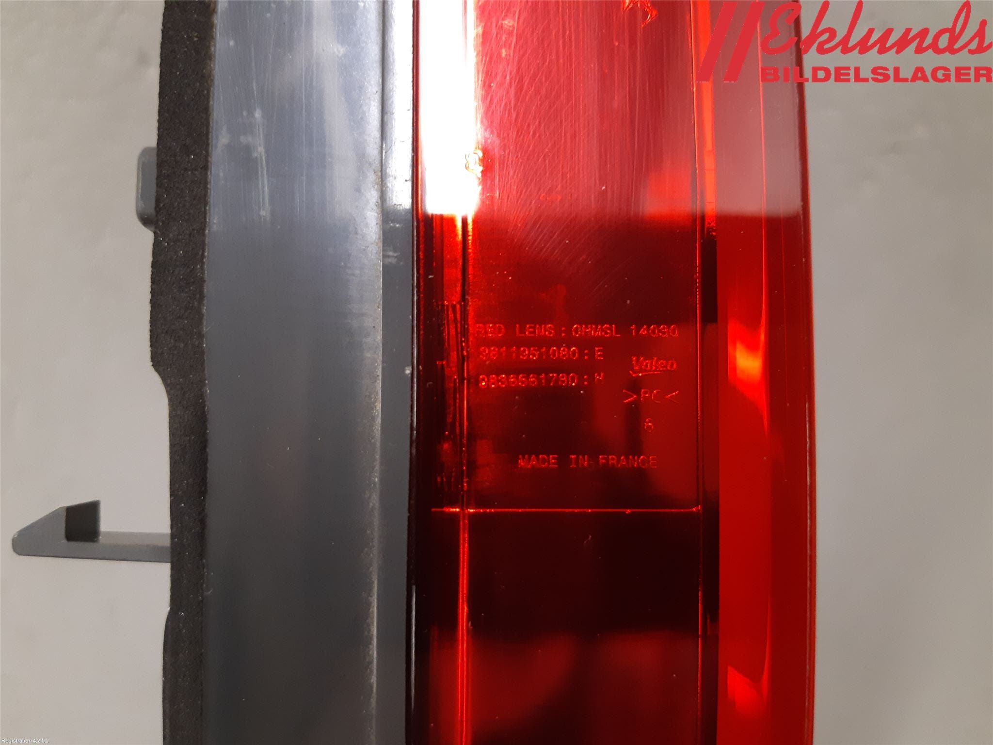 Peugeot 2008/E-2008 20- Bromsljus Bakruta