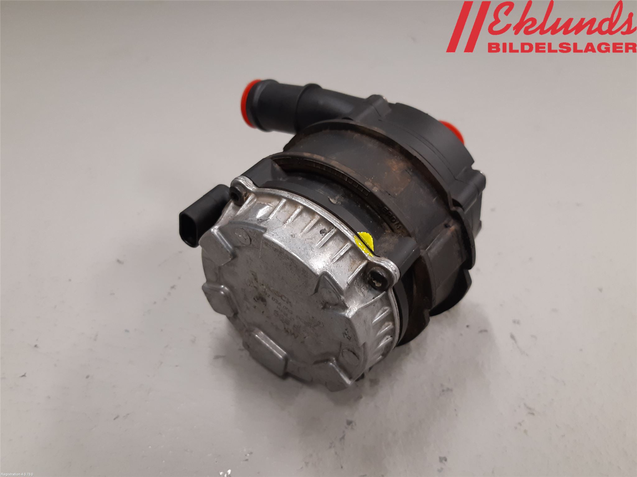 Volkswagen VW TIGUAN 16-24 Vattenpump