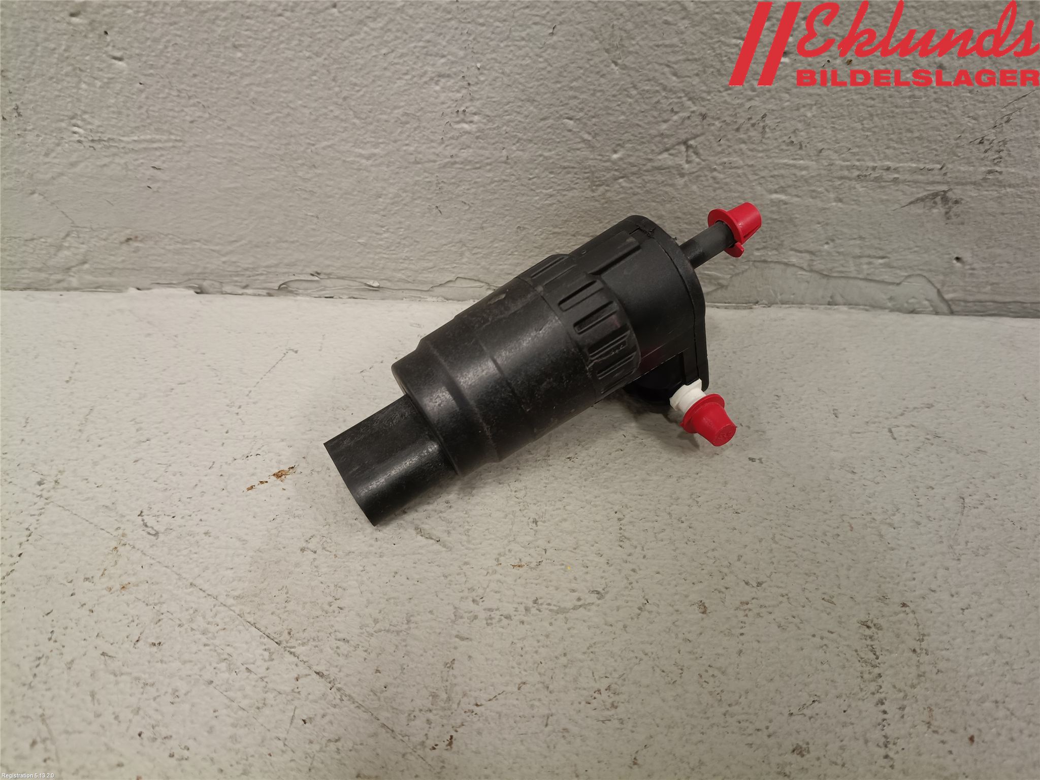 Volkswagen VW UP! / E-UP! Spolarpump Vindruta