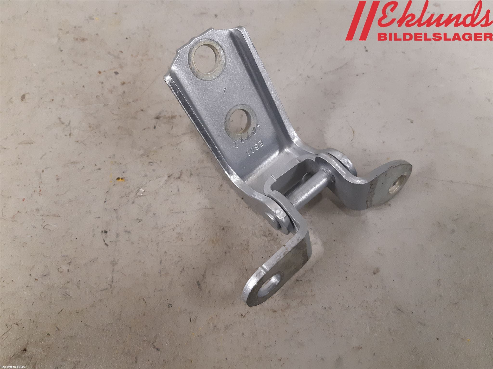 Toyota YARIS XP21 20- Dörrgångjärn