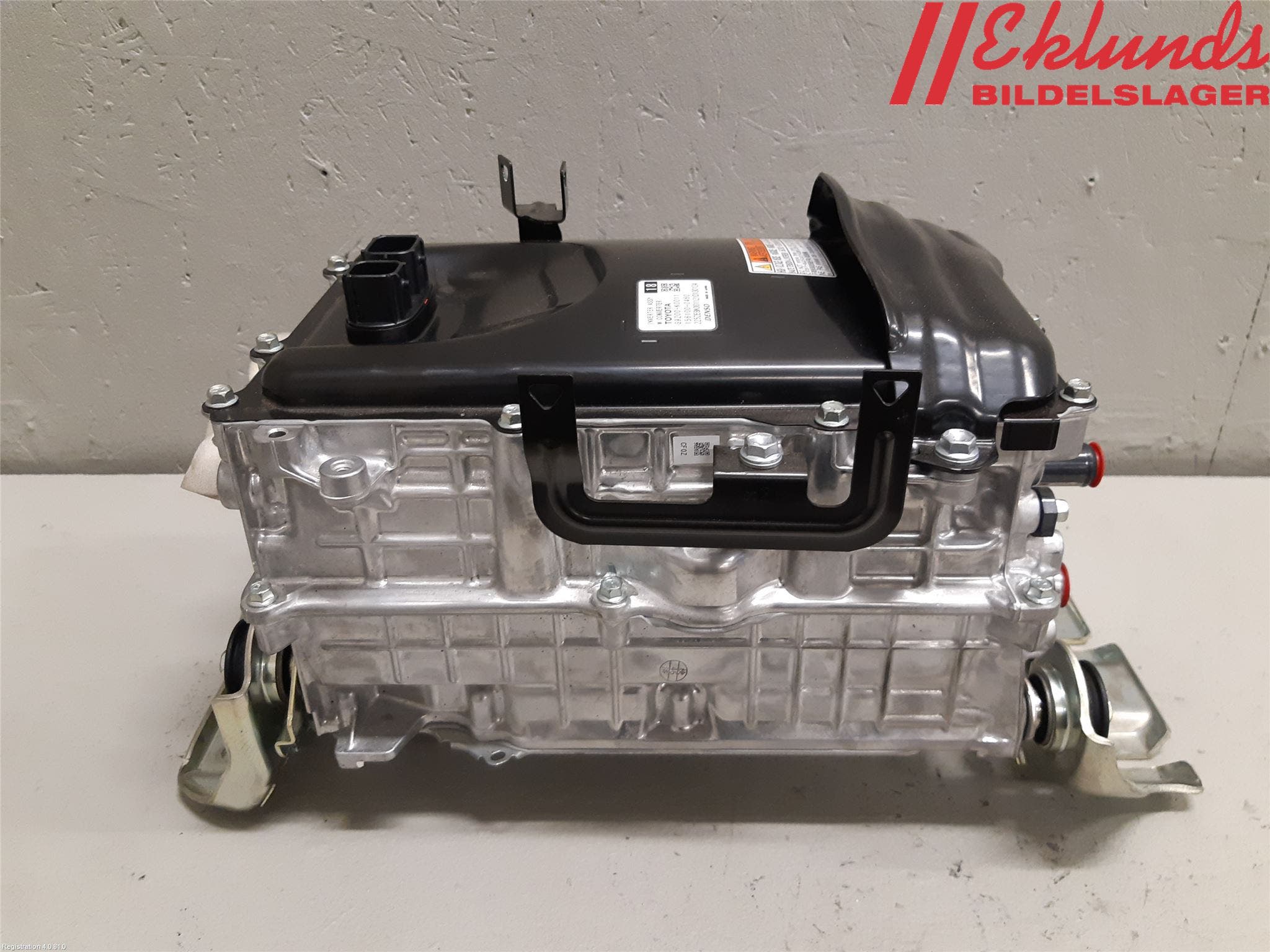 Toyota YARIS XP21 20- Inverter Hybrid