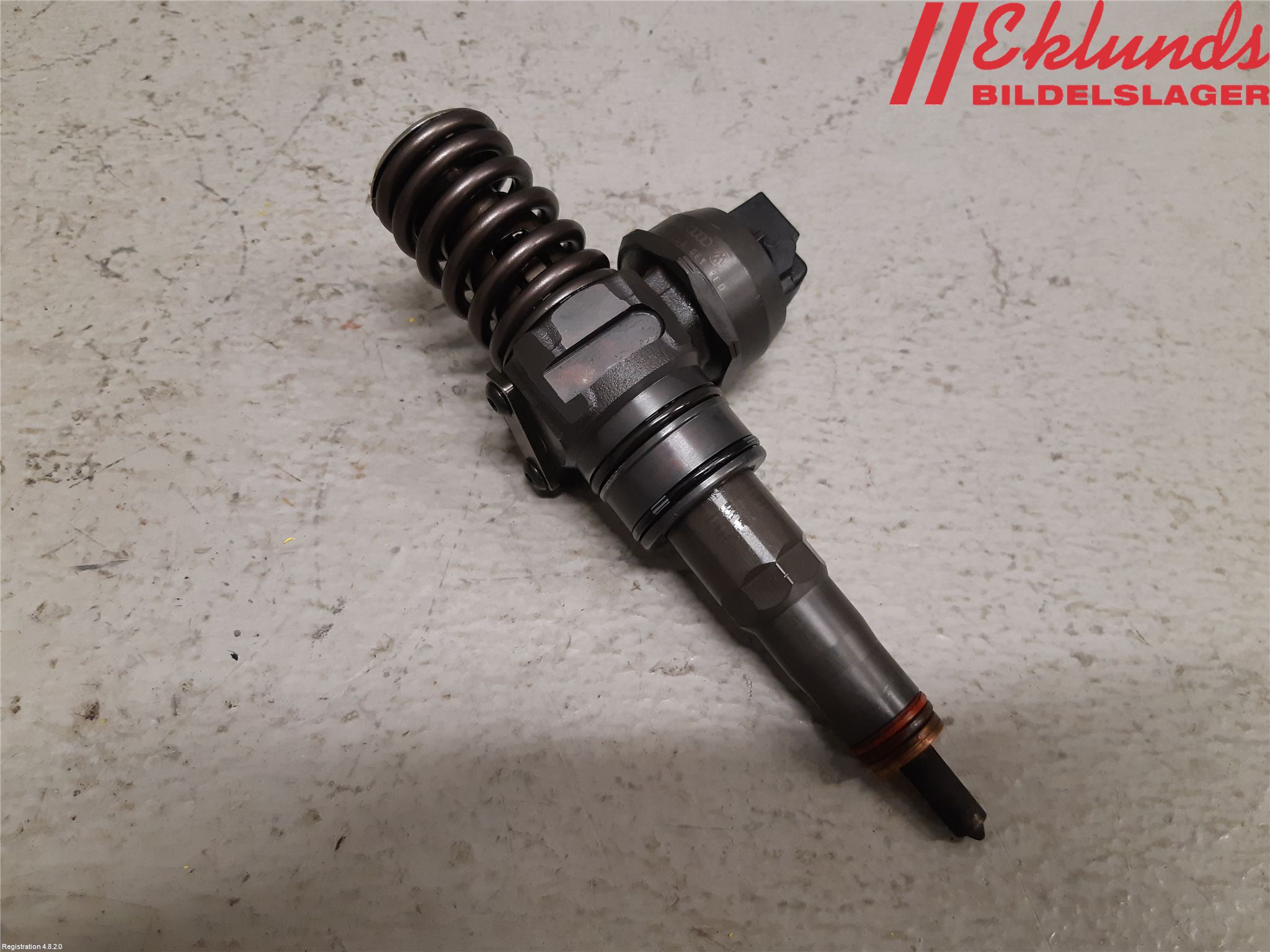 Volkswagen VW CADDY      04-10 Injspridare
