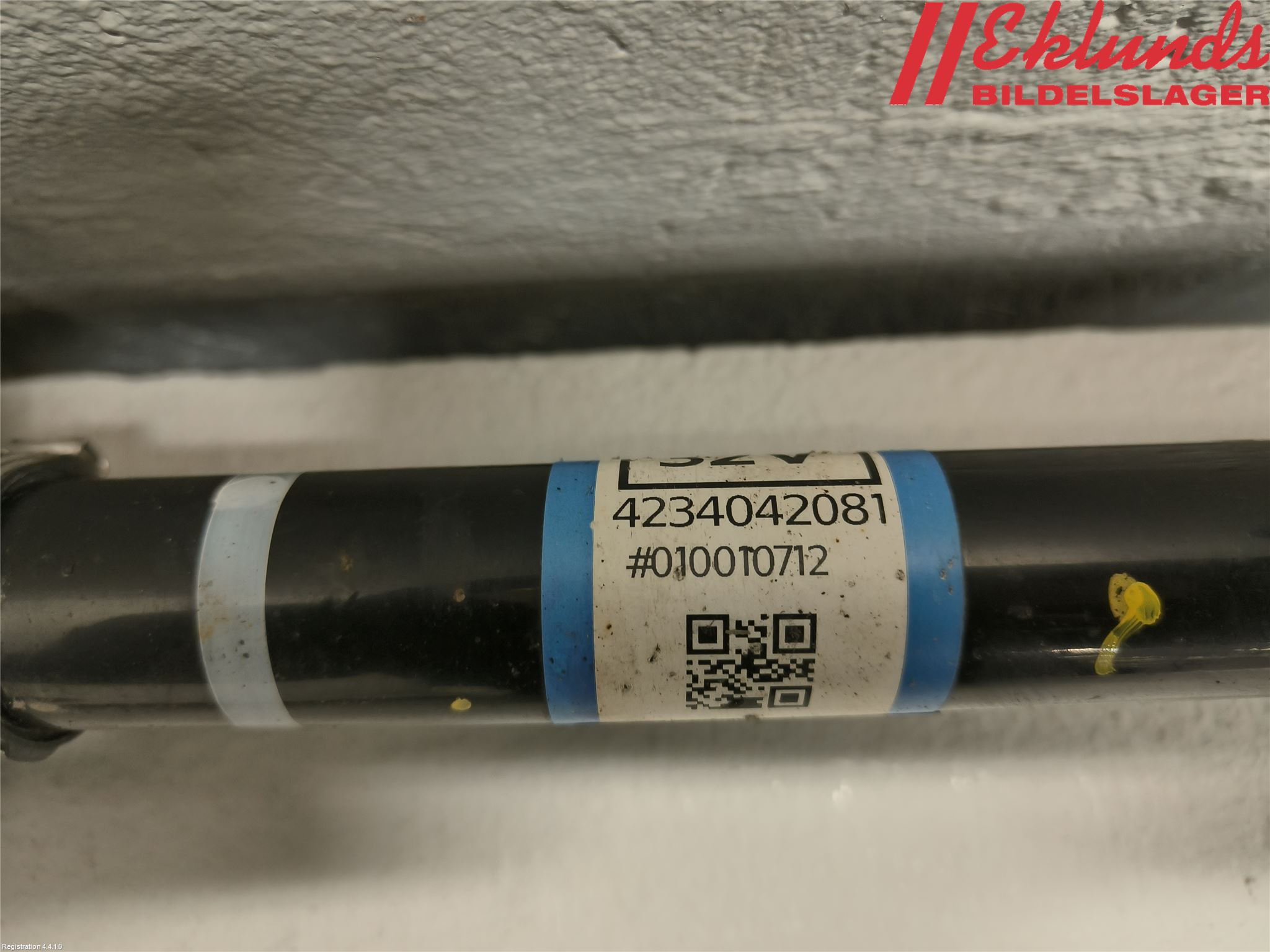 Toyota bZ4X EA10 22- Drivaxel Bak Höger