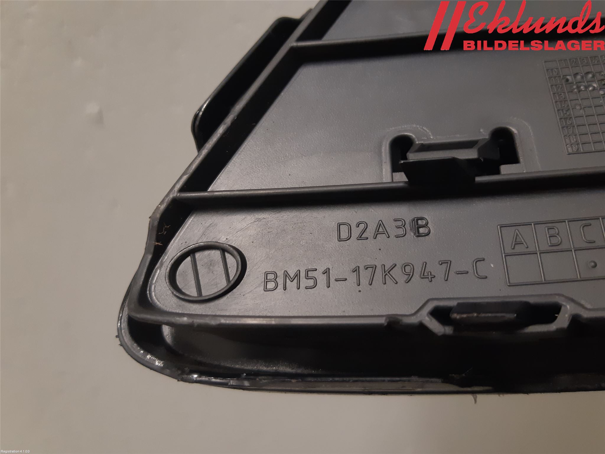 Ford FOCUS 11-14 Stöt Utfyllnad-List-Grill