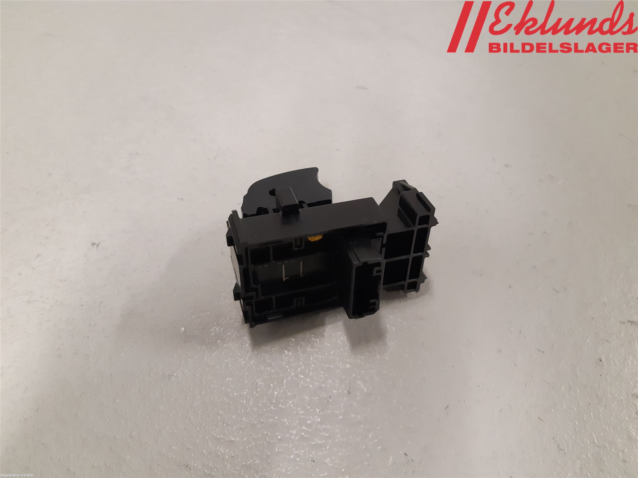 Toyota COROLLA 19- Strömställare Elhiss