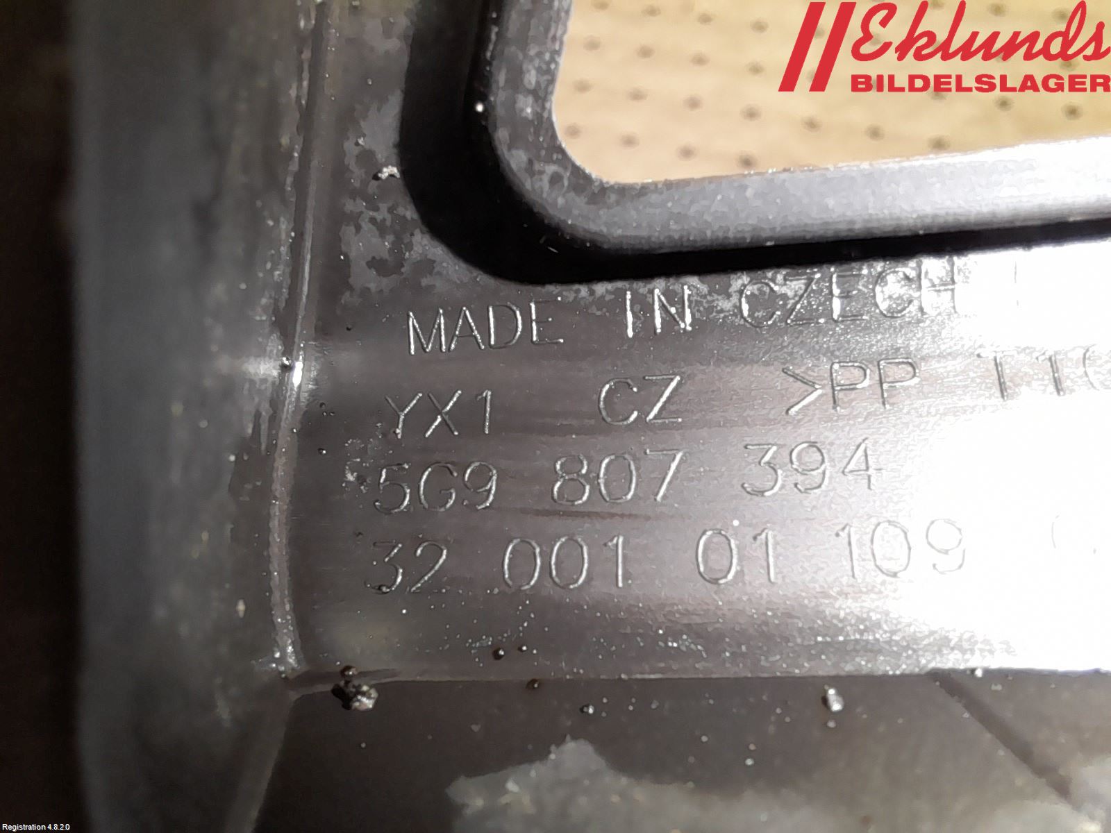 Volkswagen VW GOLF / E-GOLF VII 13-20 Stötfångarfäste Bak Hö