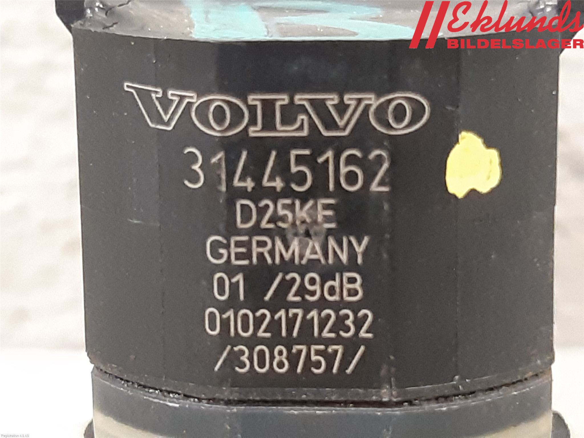 Volvo V40 CROSS COUNTRY 13-19 Parkeringshjälp Backsensor