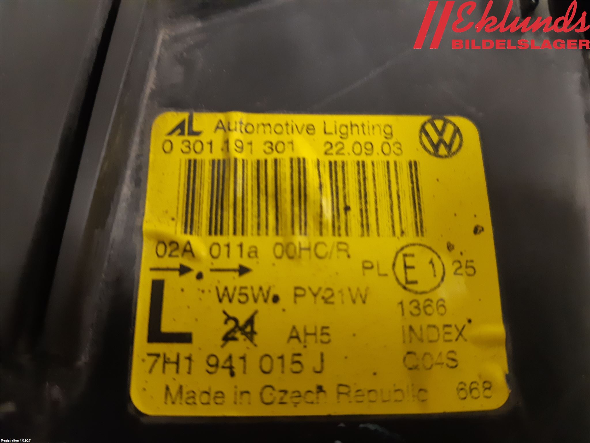 Volkswagen VW TRANSP/CARAVELLE (T5) 04-15 Strålkastare Vänster