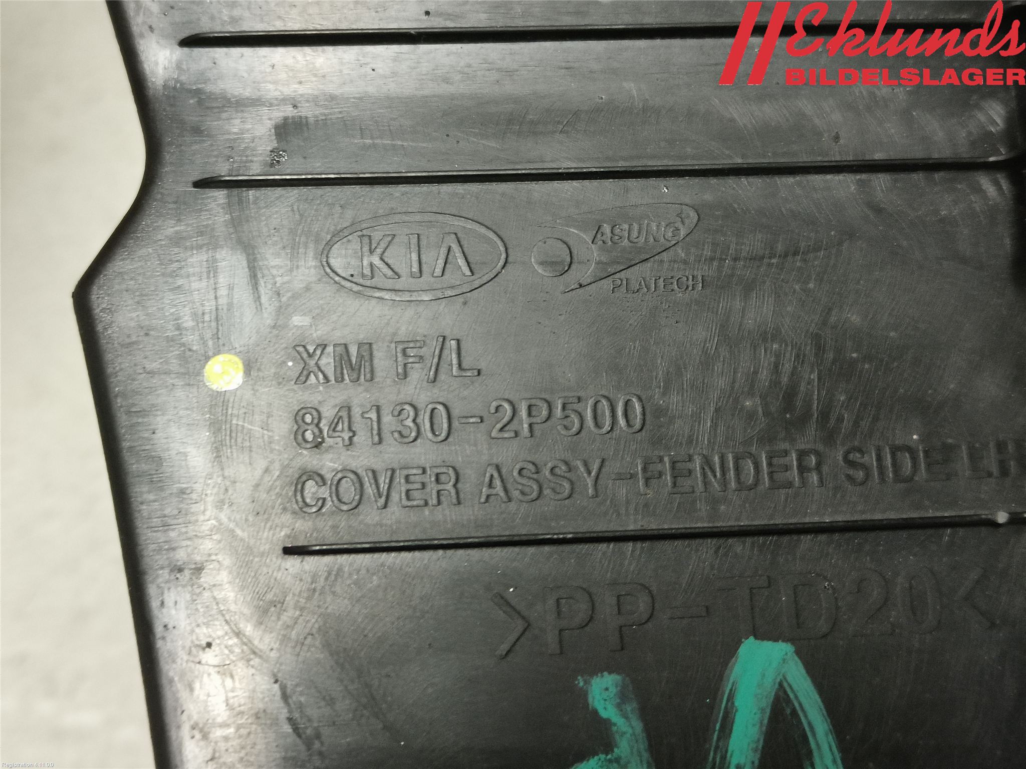 Kia SORENTO 10-14 Deflektor Plåt-Plast Kylning