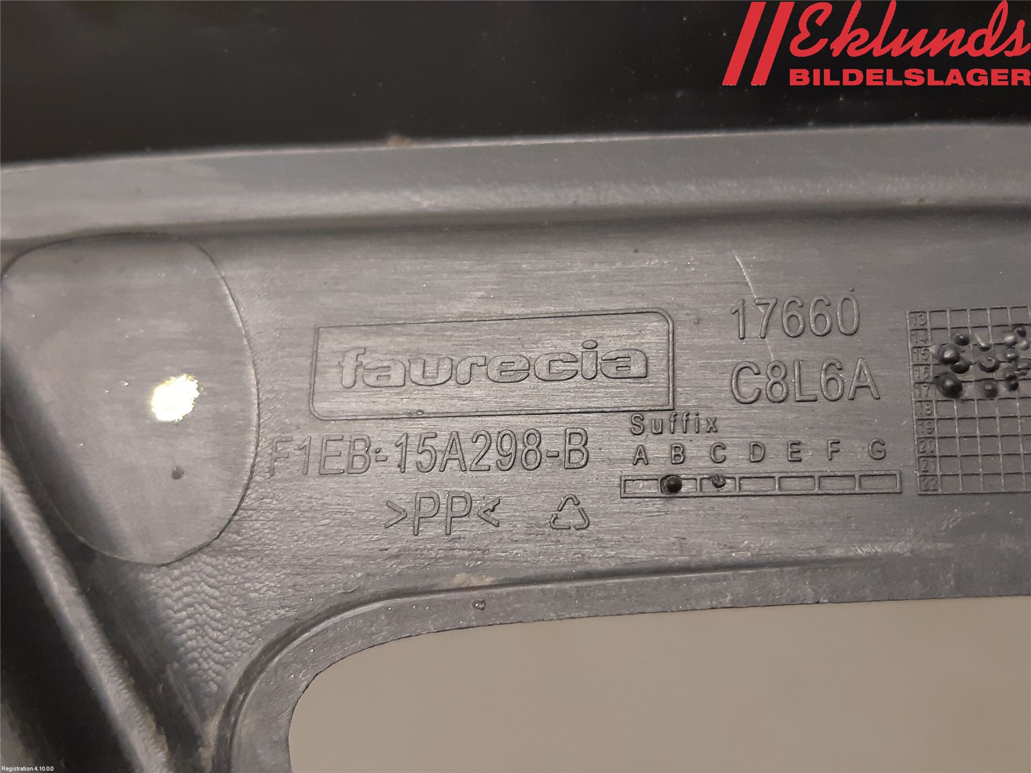 Ford FOCUS 15-18 Dimljussarg Fram