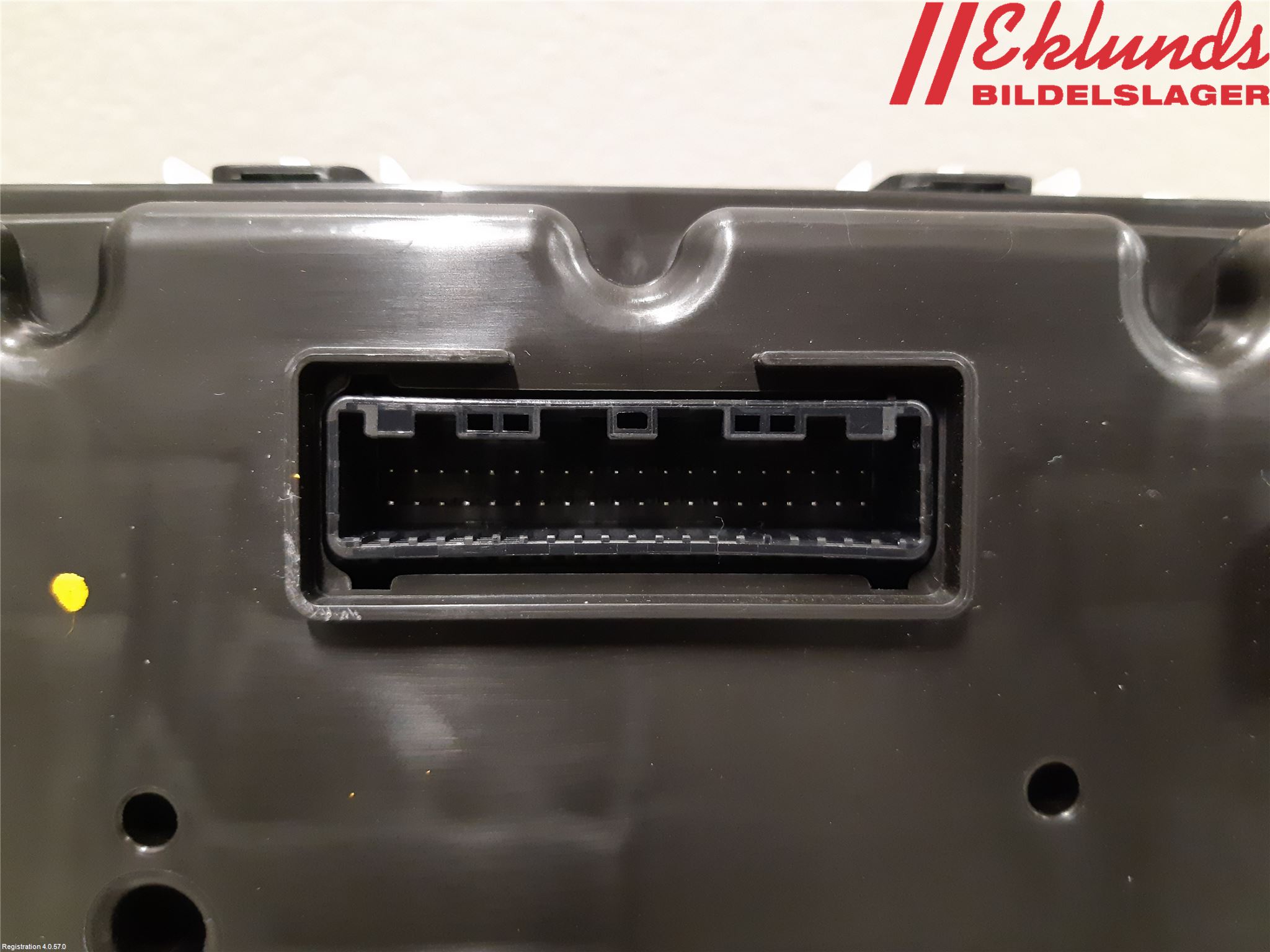 Toyota YARIS XP130 15-20 Instrument Komb