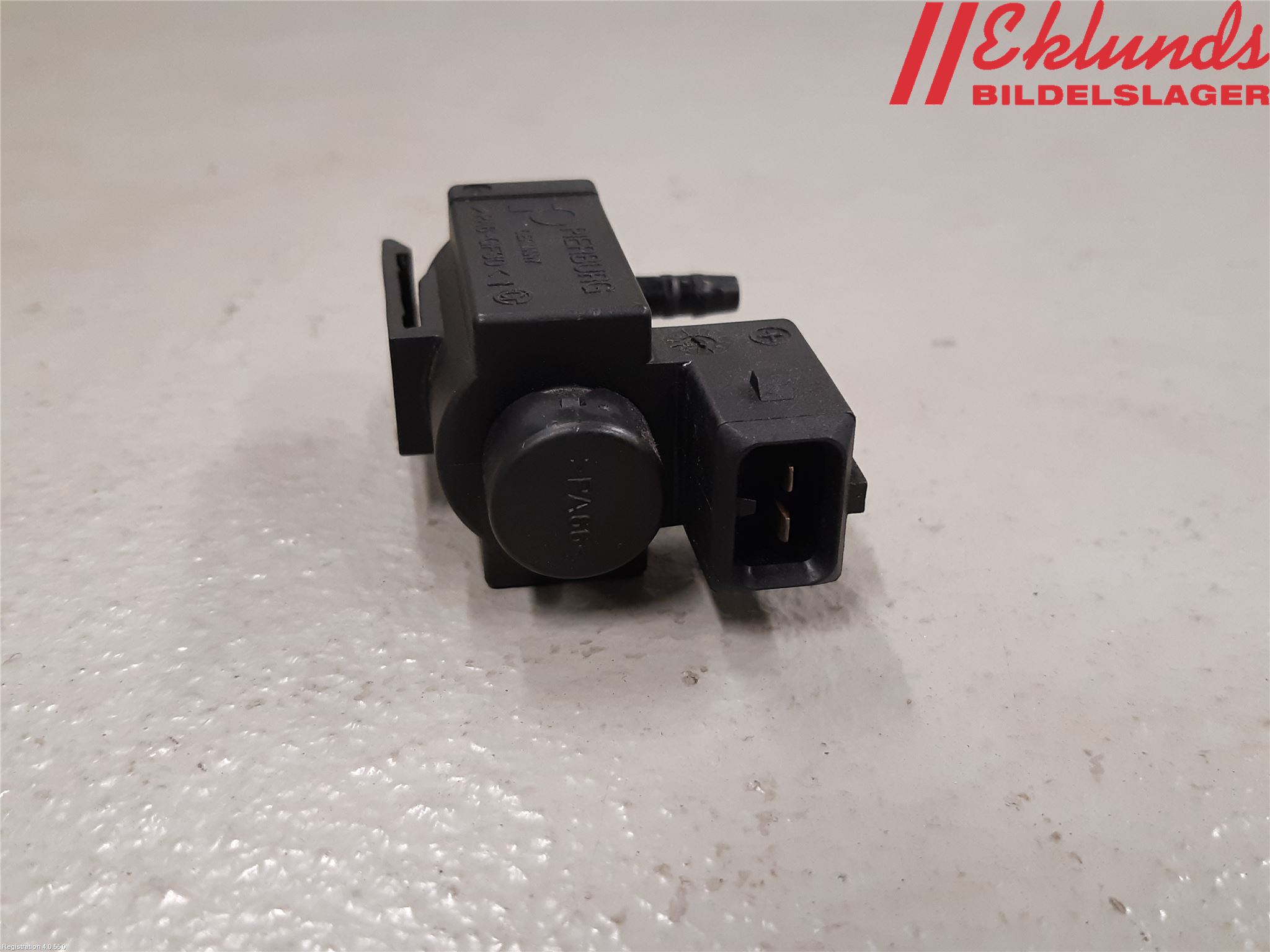 BMW 5 F10/F11/F18 09-17 Vakuumventil