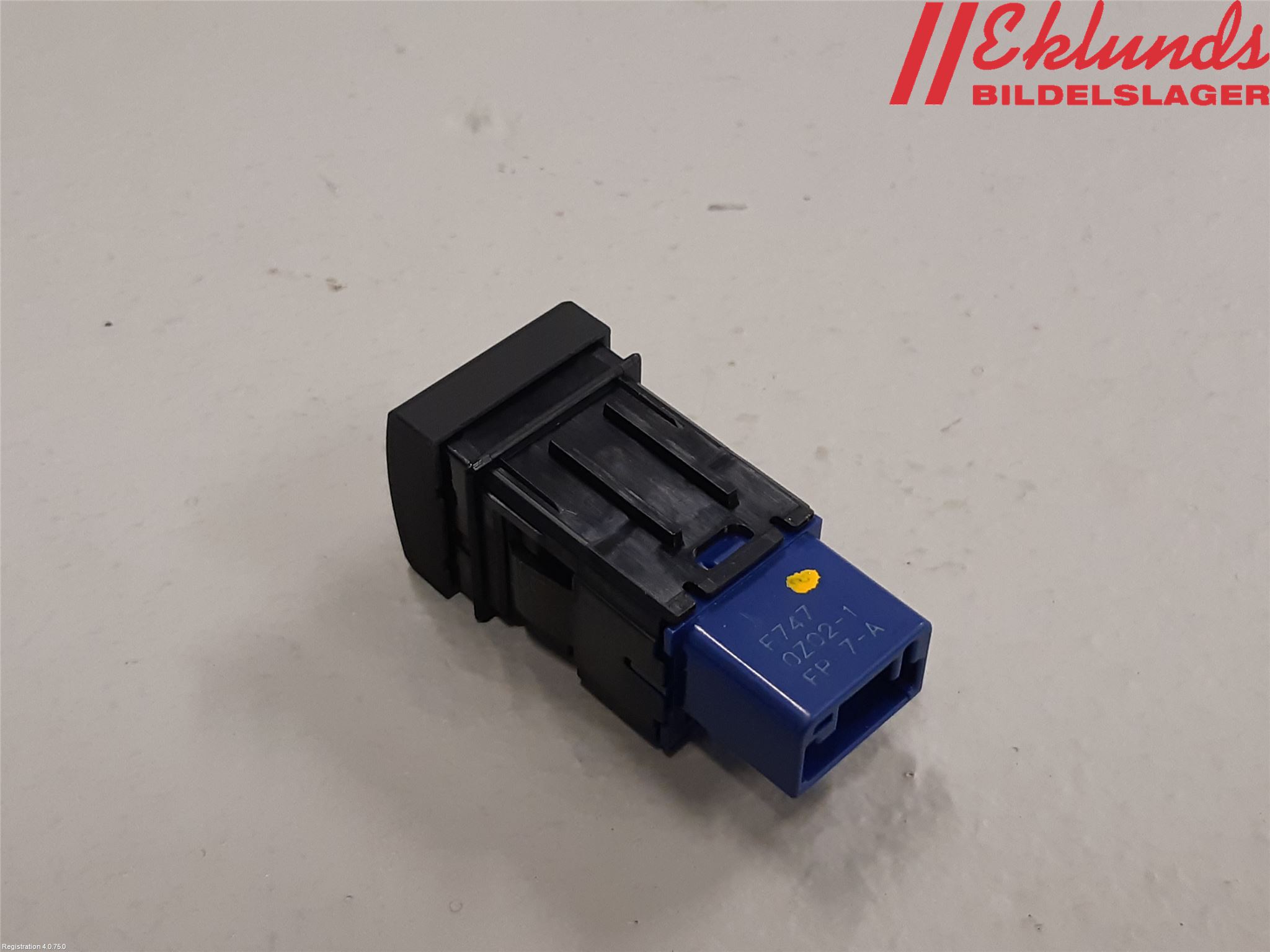 Toyota COROLLA 19- Strömställare Övrigt